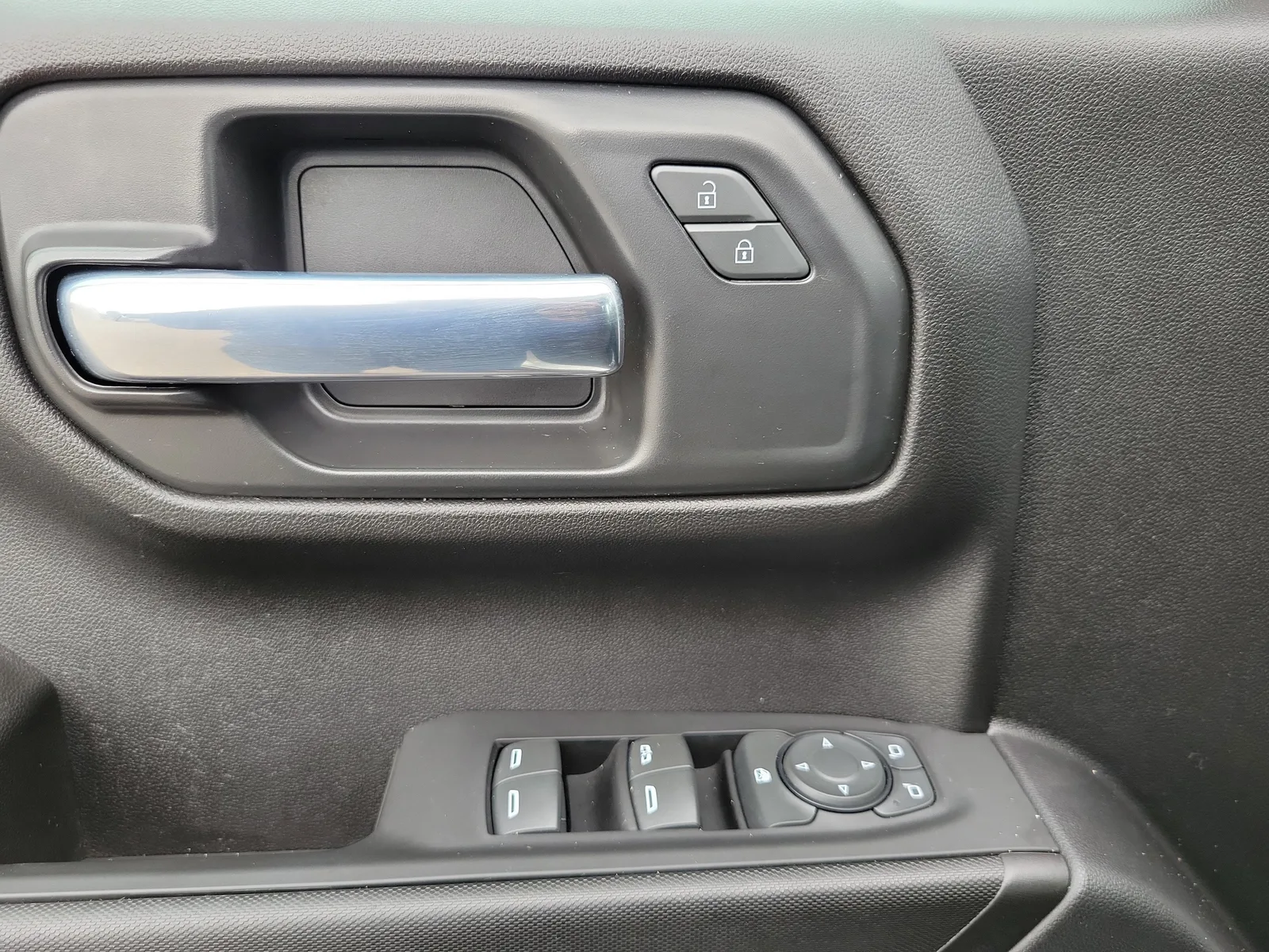 2022 Chevrolet Silverado 1500 Custom photo 25