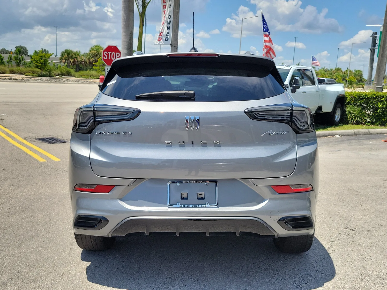 2024 Buick Encore GX Avenir photo 6