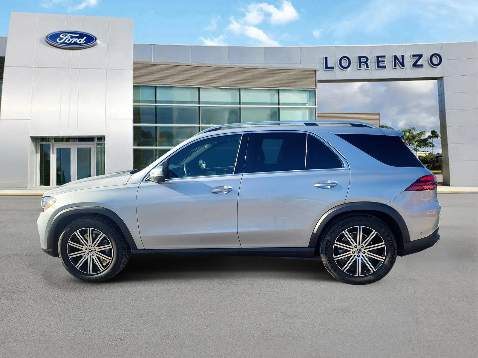 2026 Mercedes-Benz GLE GLE 350 photo 8