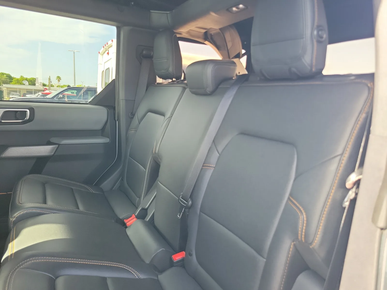 2023 Ford Bronco Badlands 4WD photo 11