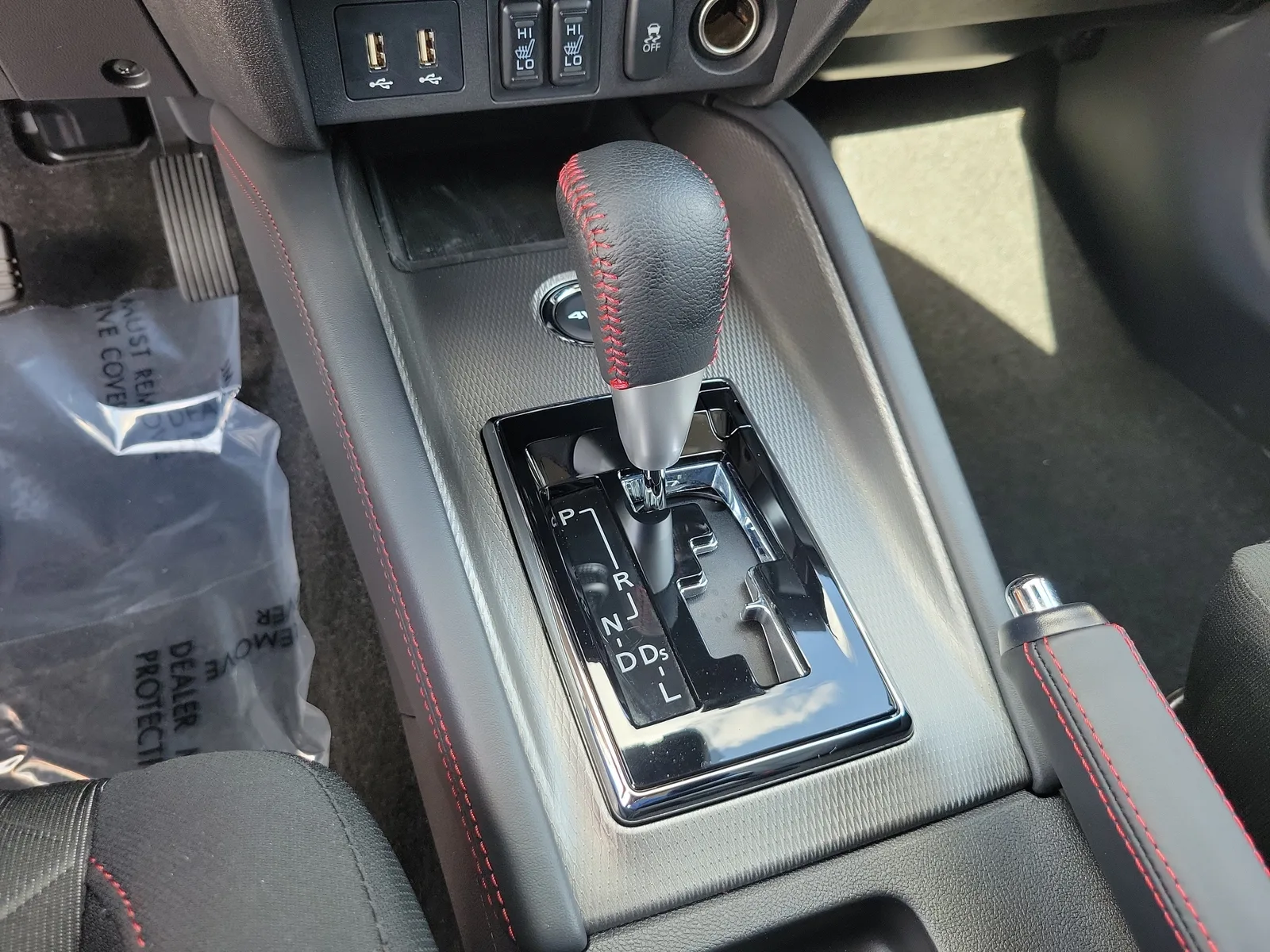 2026 Mitsubishi Outlander Sport LE 4WD photo 30