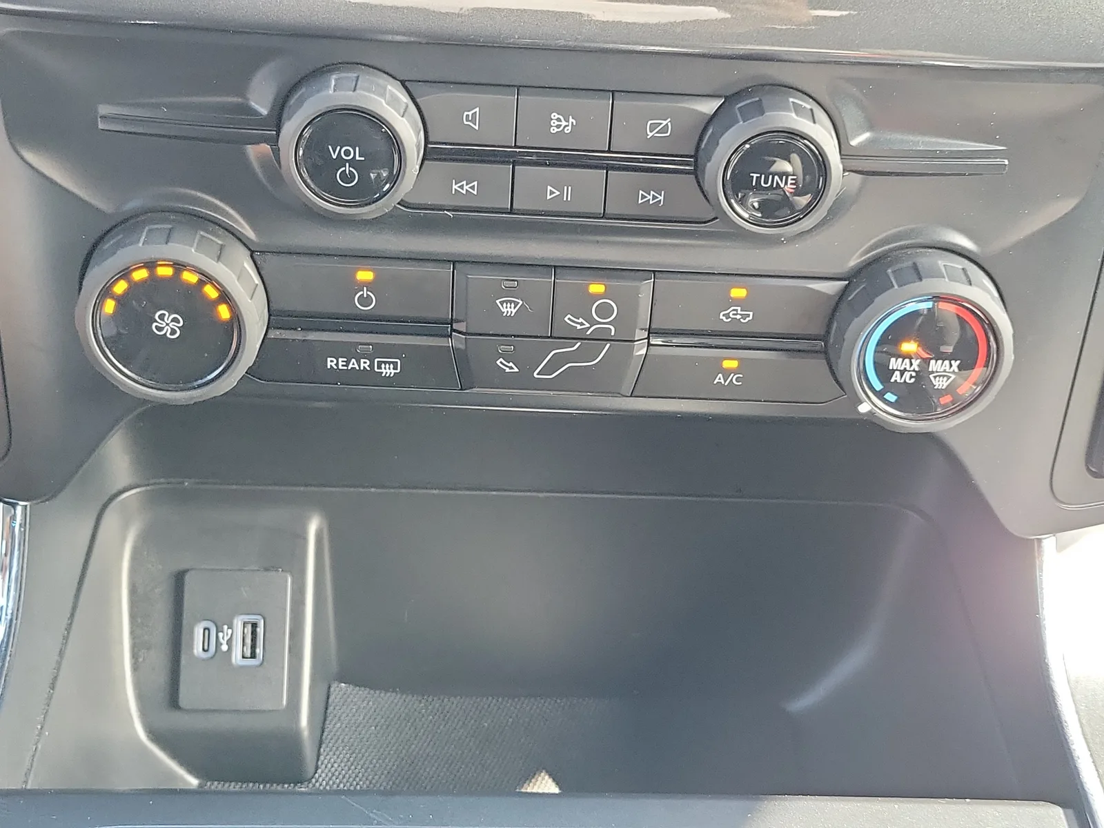 2024 Ford F-150 STX photo 24