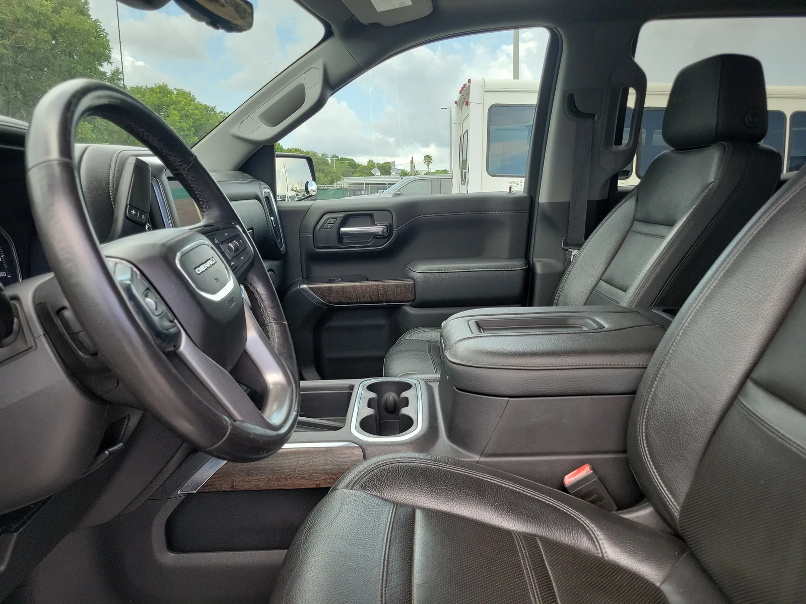 2020 GMC Sierra 1500 Denali 4WD Diesel photo 13