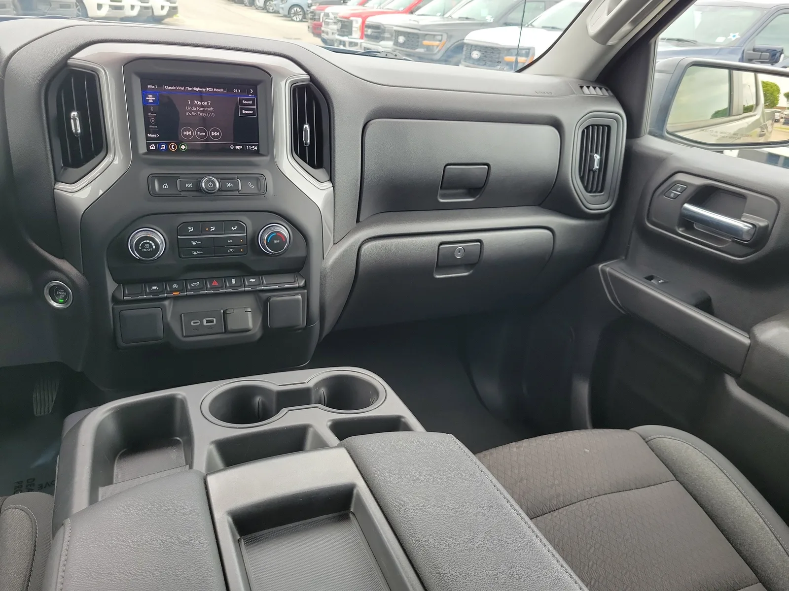 2024 Chevrolet Silverado 1500 Custom photo 15