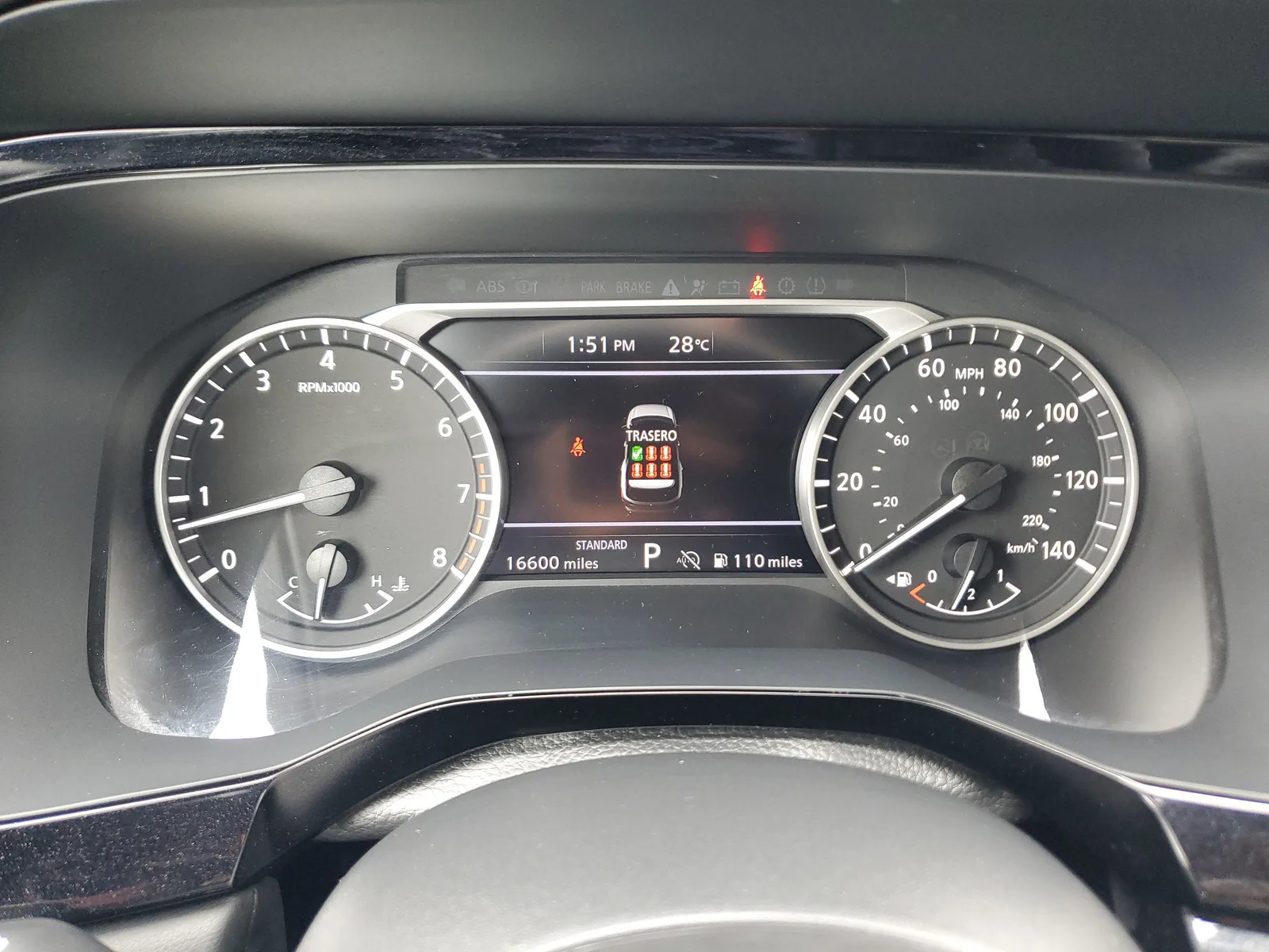 2025 Nissan Pathfinder SV photo 32