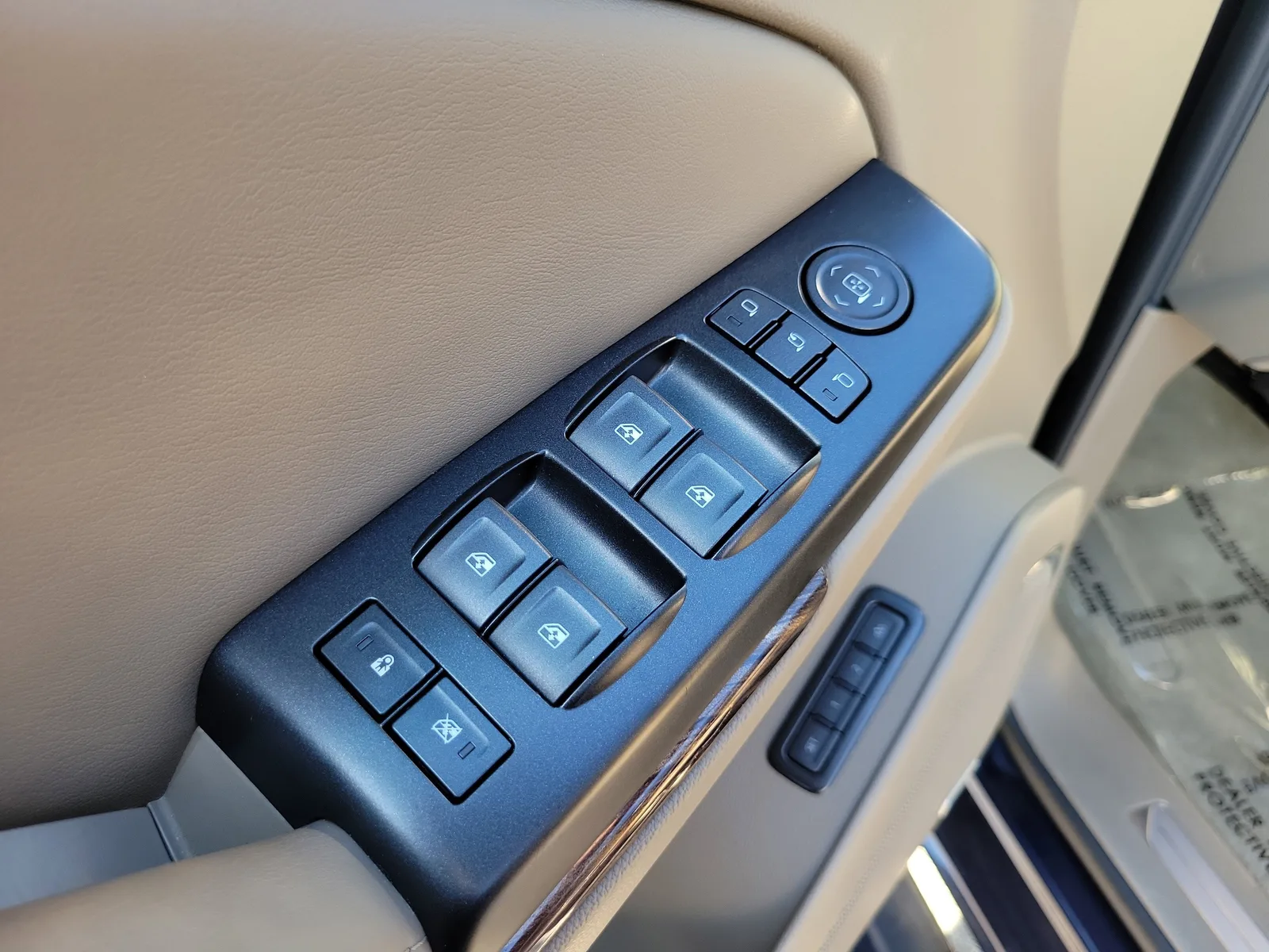 2019 GMC Yukon SLT photo 26