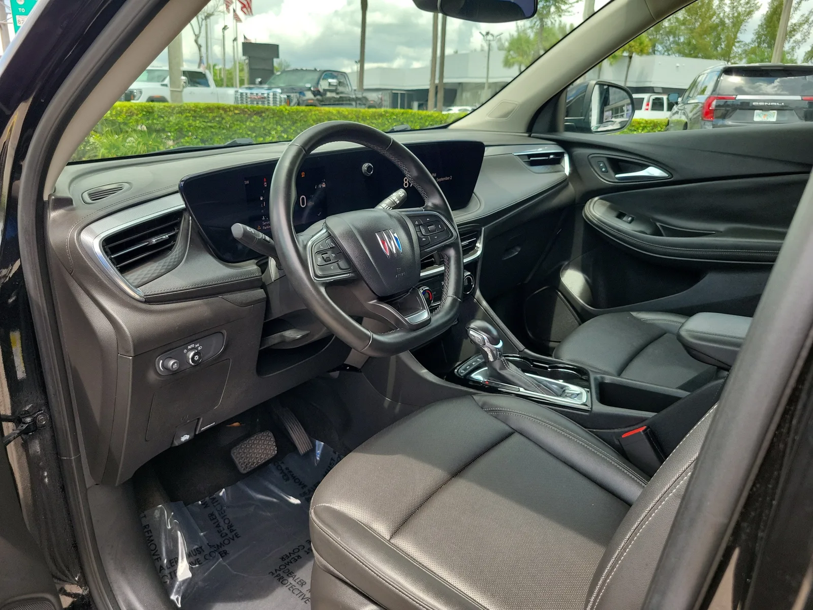 2024 Buick Encore GX Sport Touring photo 9