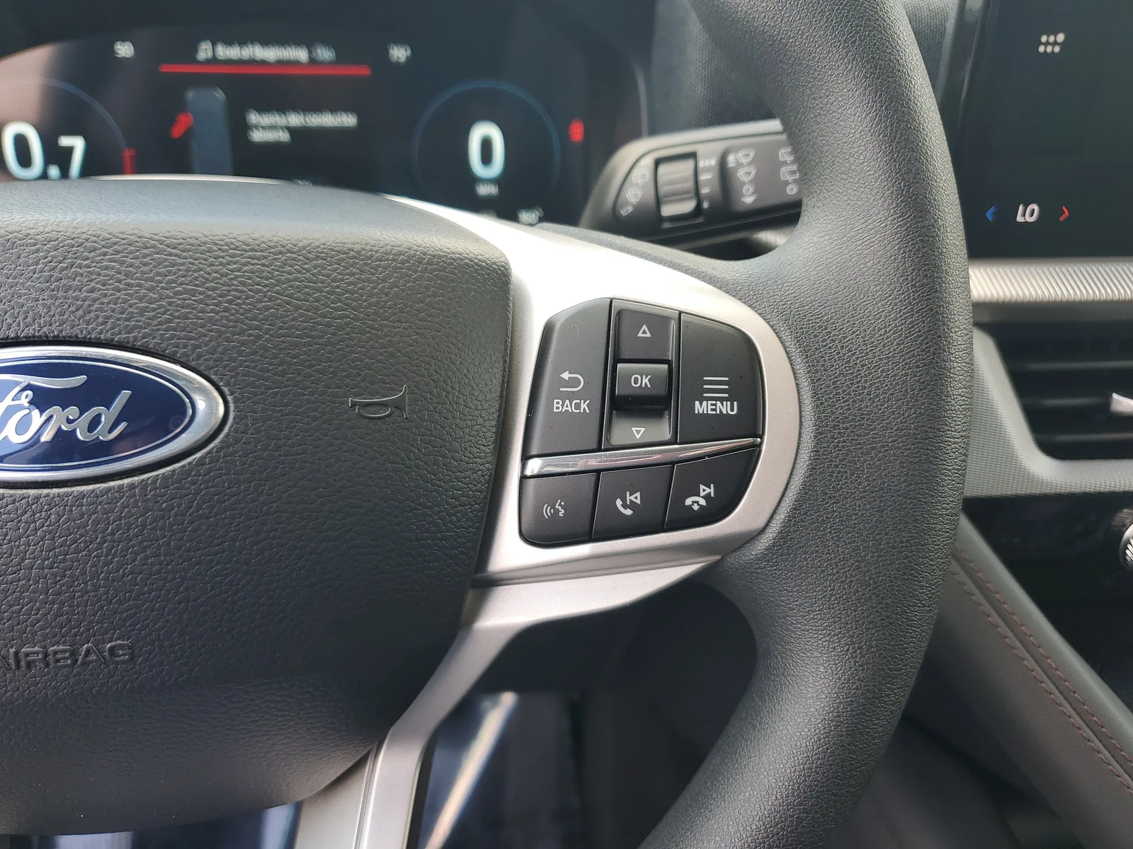 2026 Ford Explorer Active w/100A Pkg photo 22