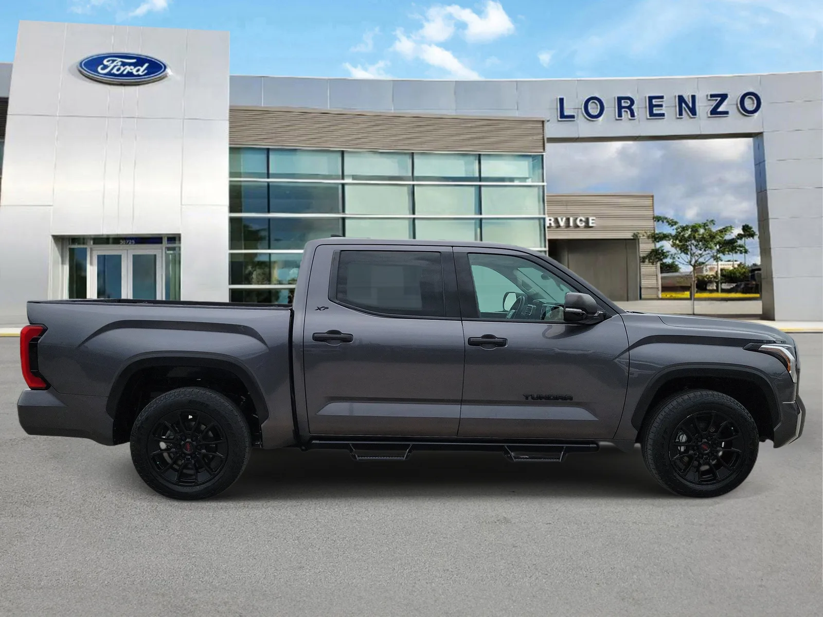 2023 Toyota Tundra 2WD SR5 photo 4