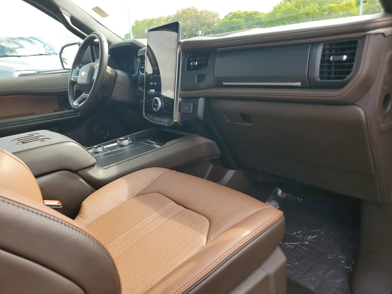 2024 Ford Expedition King Ranch 4WD photo 21
