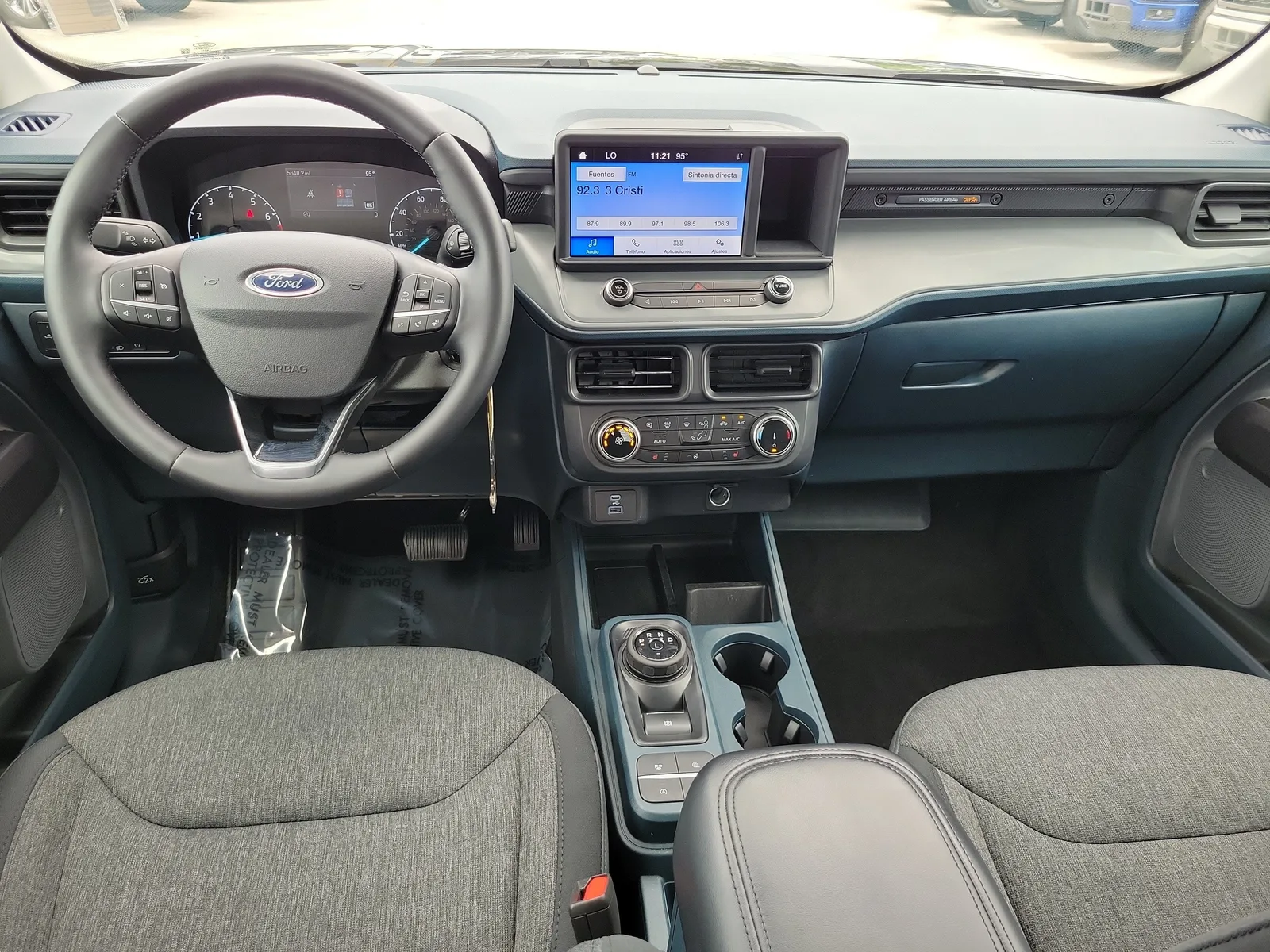 2024 Ford Maverick XLT photo 14