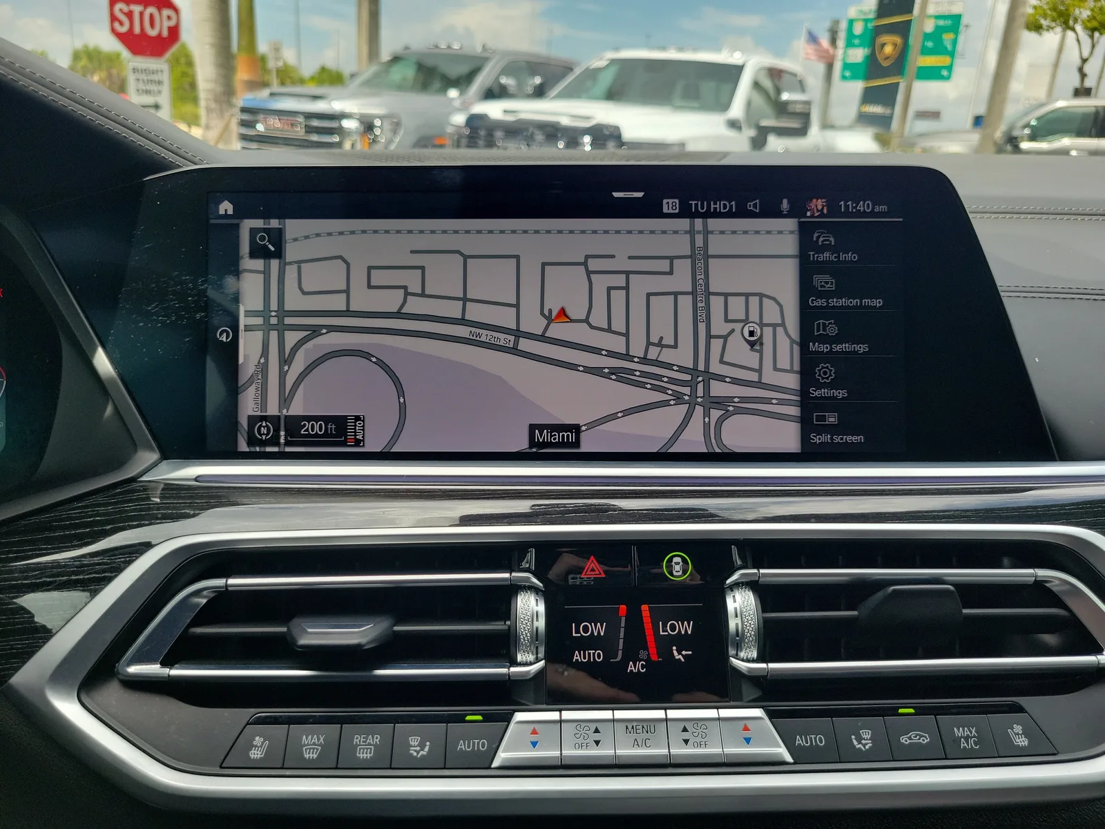 2022 BMW X7 M50i photo 28