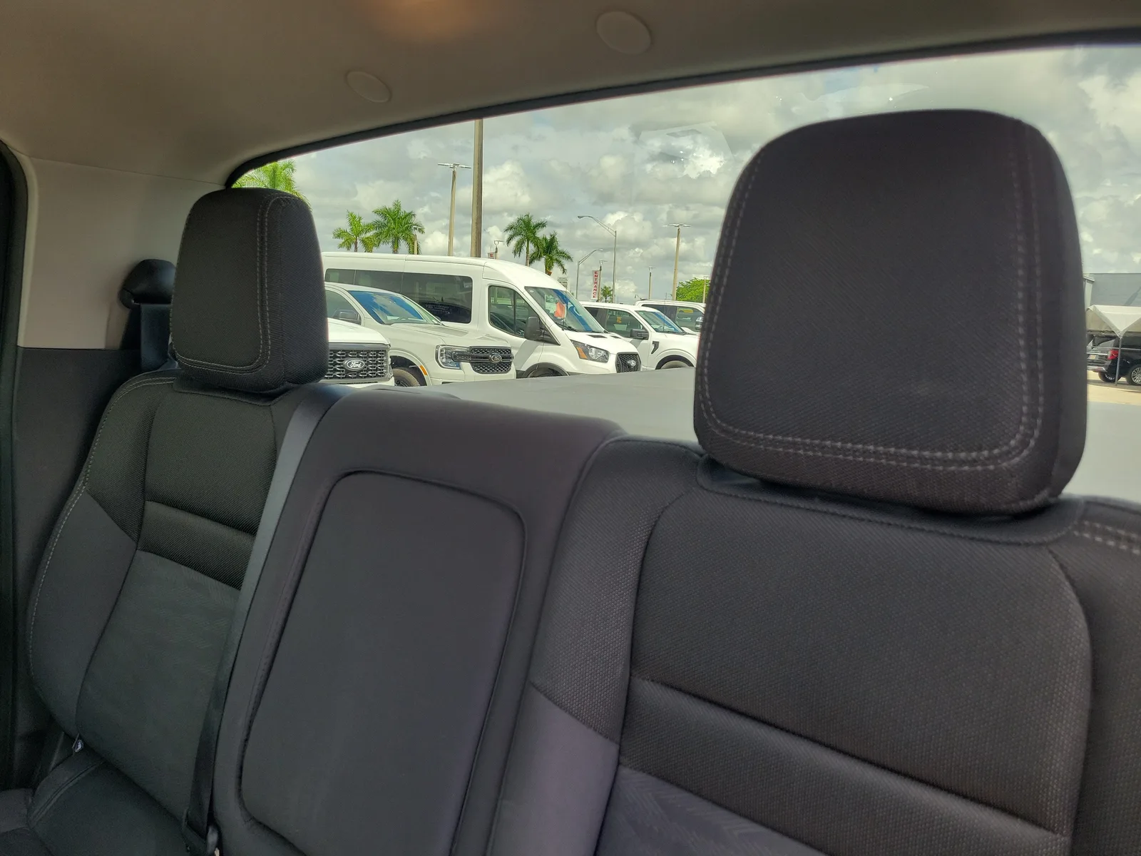 2023 Nissan Frontier SV 4WD photo 15