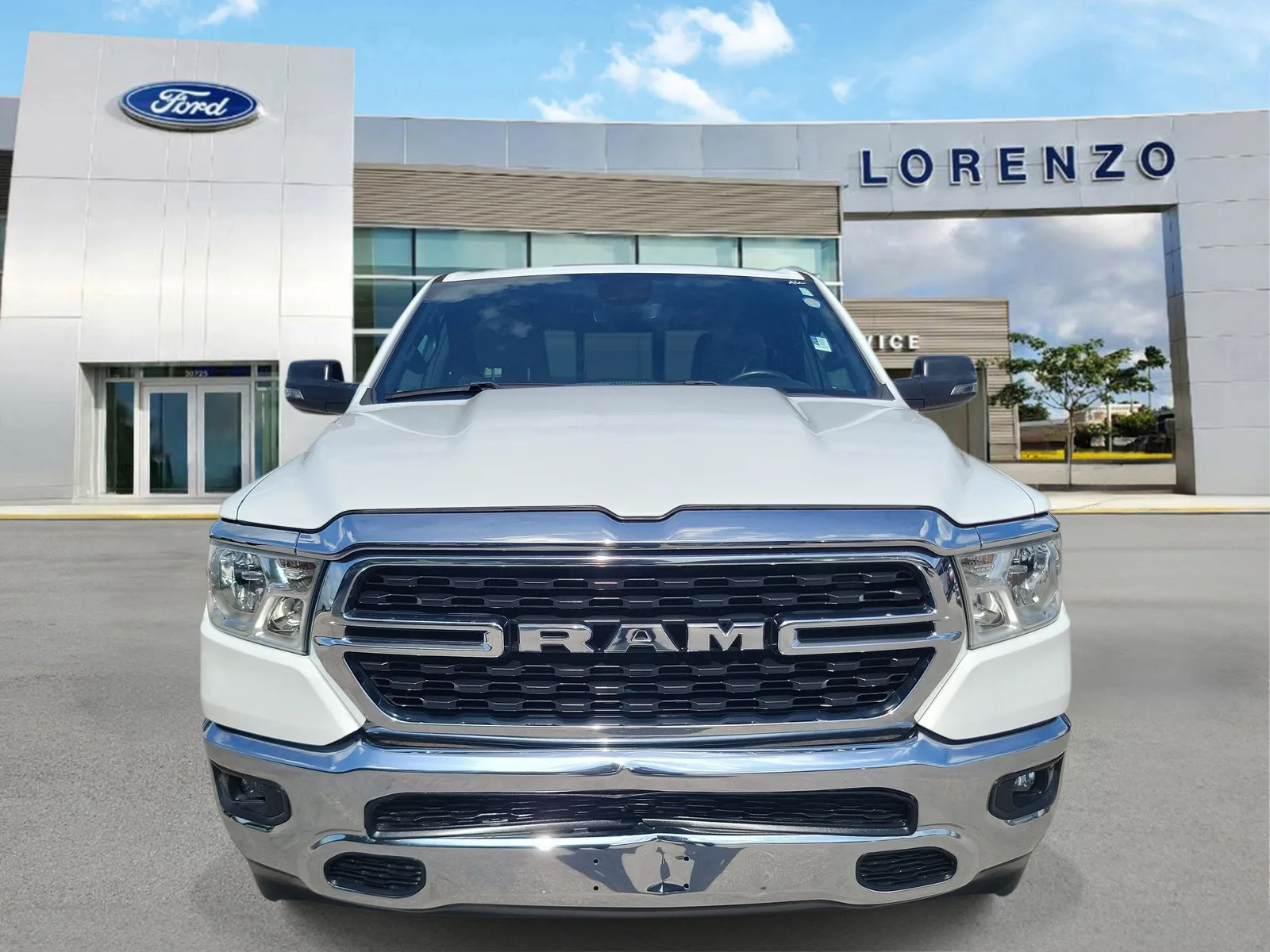 2023 RAM 1500 Big Horn 4x4 photo 2