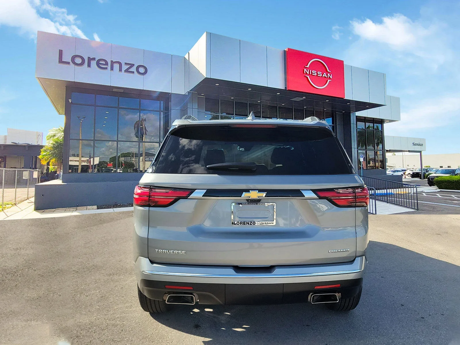 2023 Chevrolet Traverse Premier photo 6