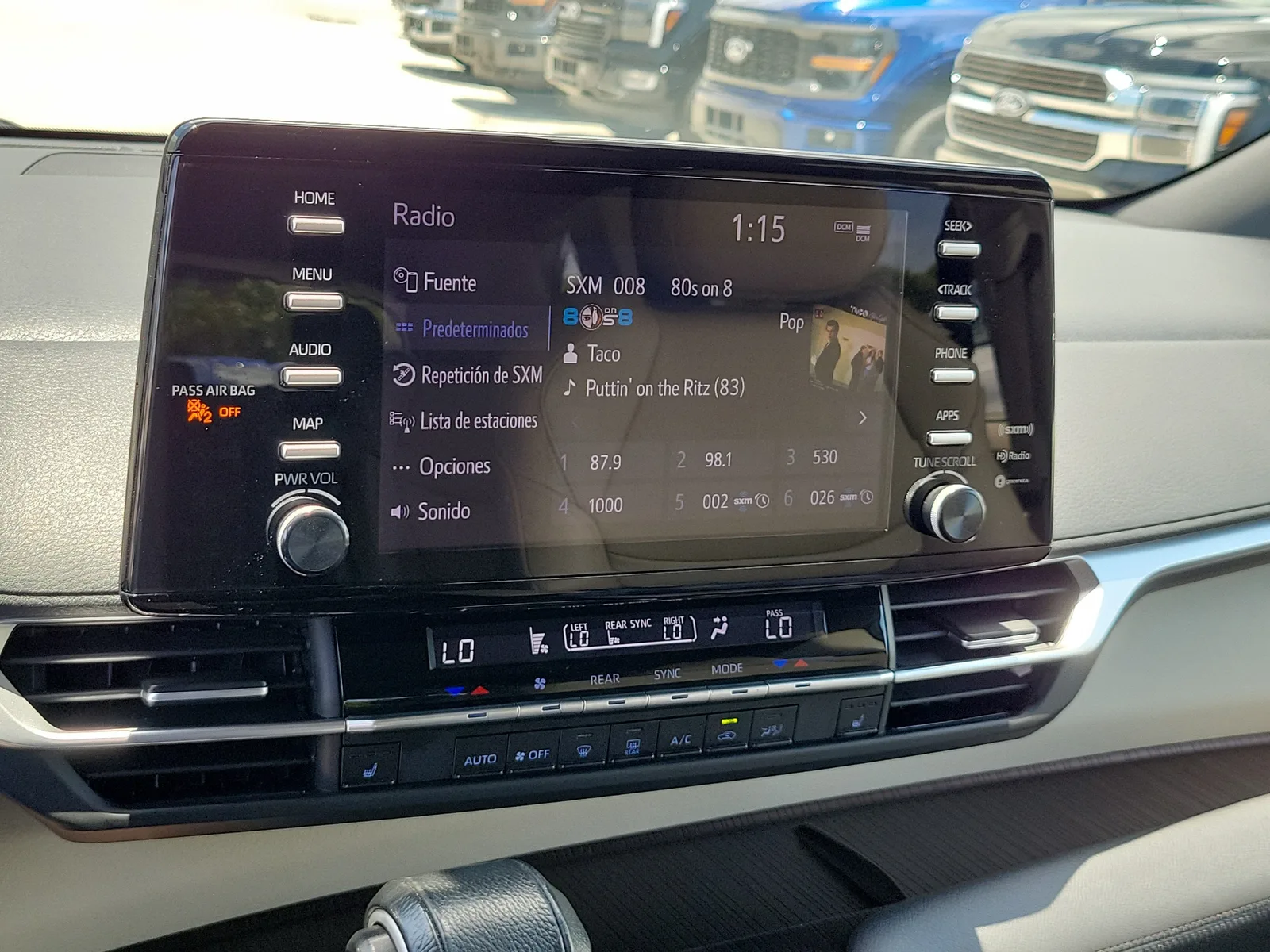 2021 Toyota Sienna XLE photo 30