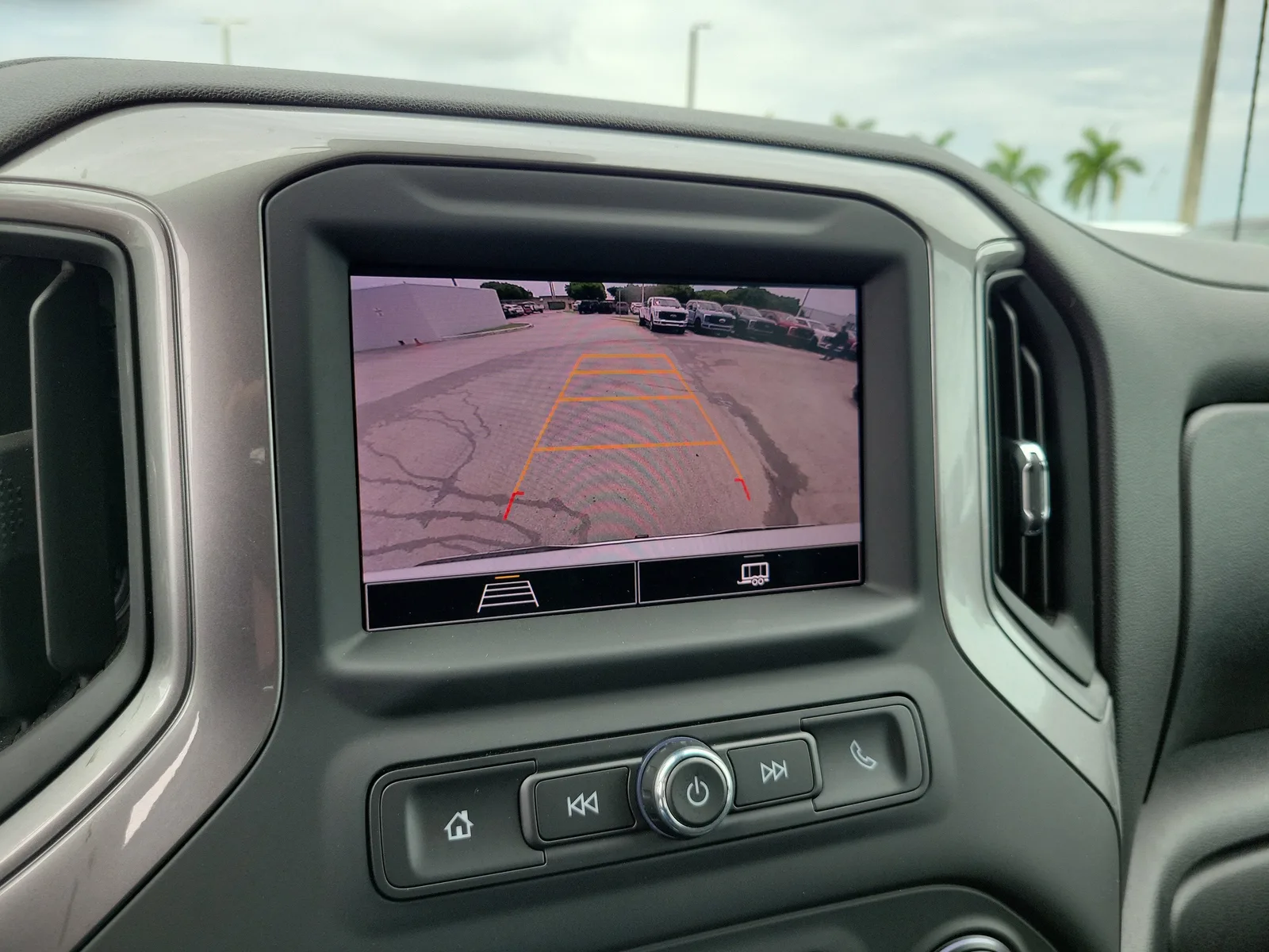 2024 Chevrolet Silverado 1500 Custom photo 31