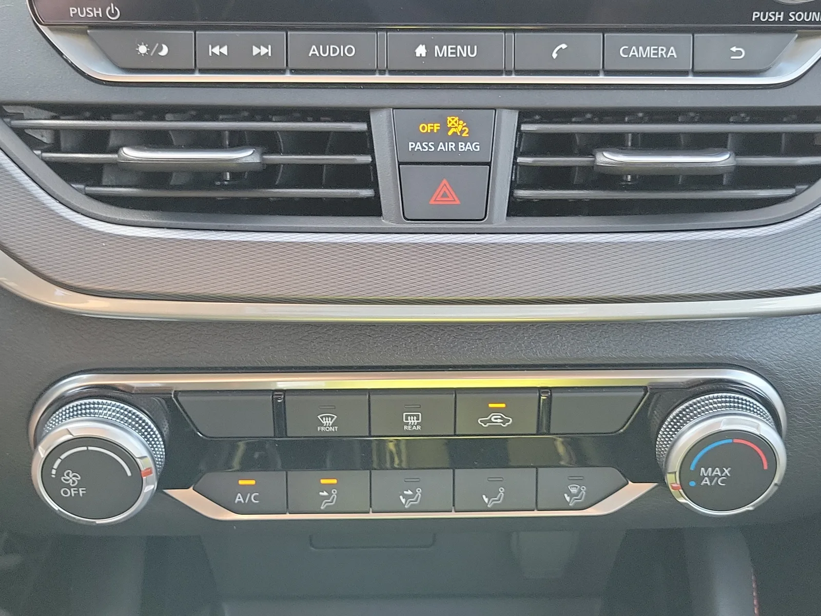 2024 Nissan Altima 2.5 SR photo 24