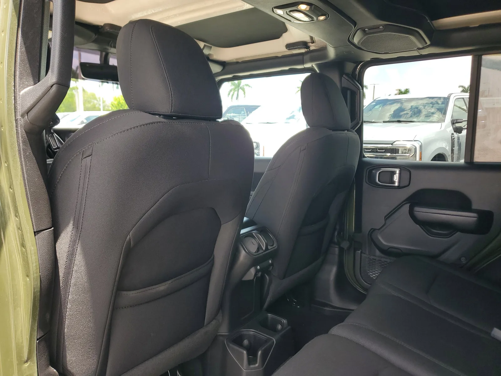 2021 Jeep Wrangler Unlimited Sport Altitude 4WD photo 14