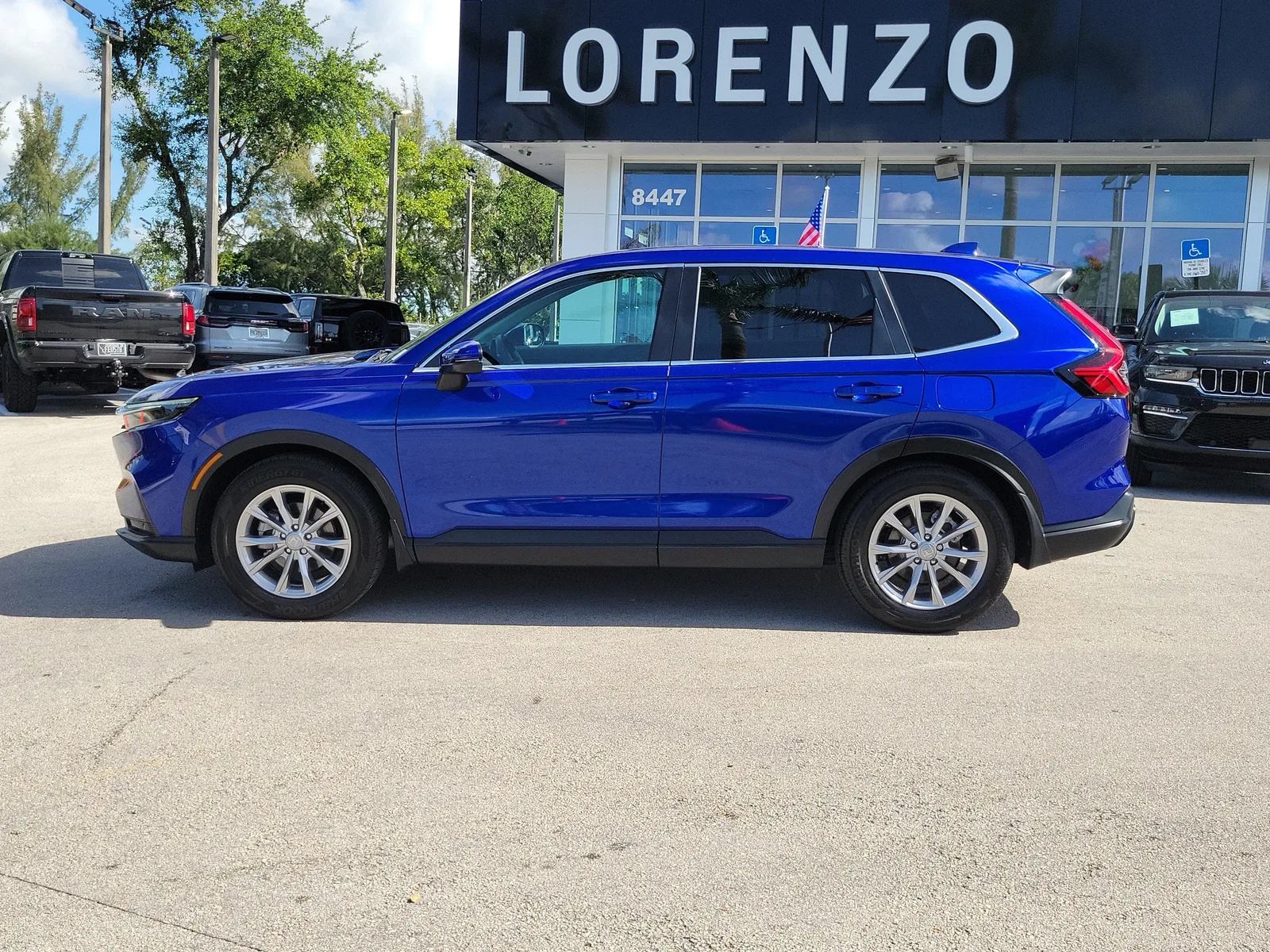 2025 Honda CR-V EX-L photo 8