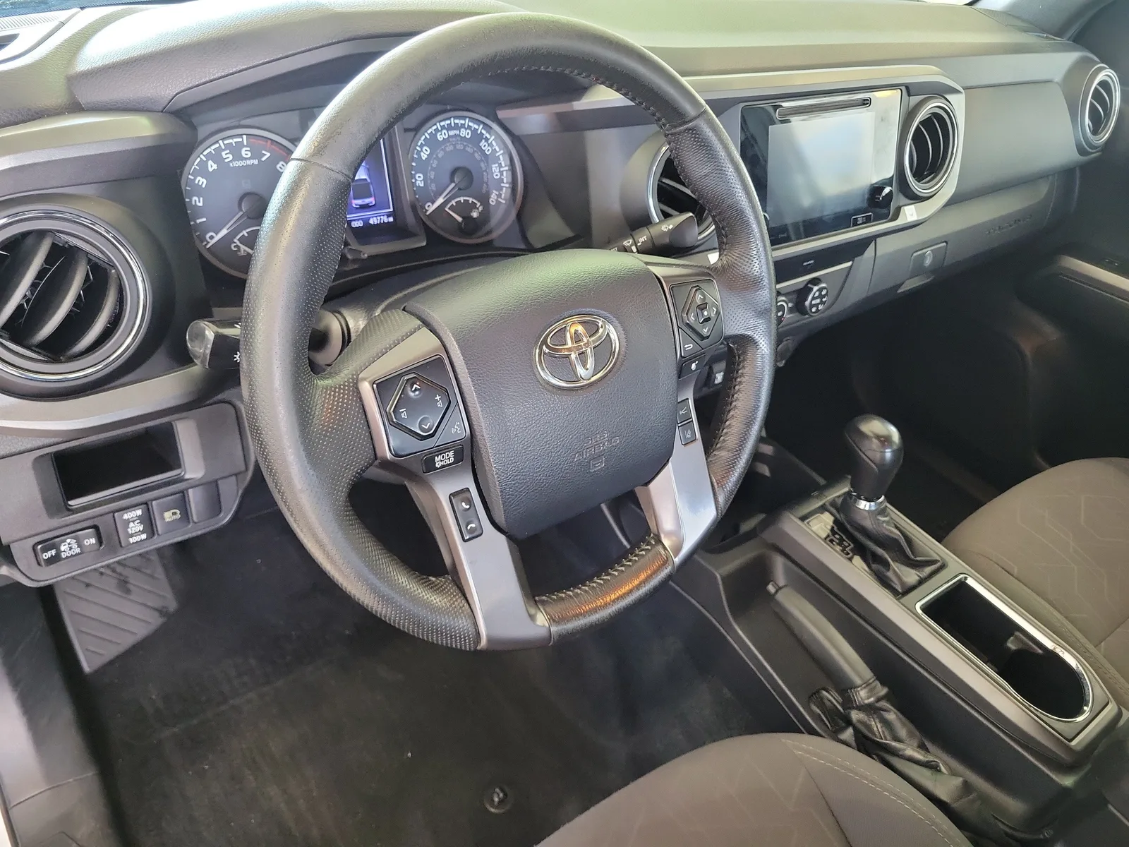 2019 Toyota Tacoma 4WD TRD Off Road photo 9