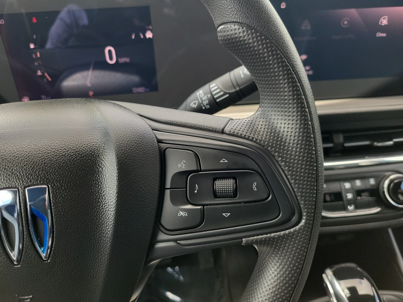 2025 Buick Envista Preferred photo 19