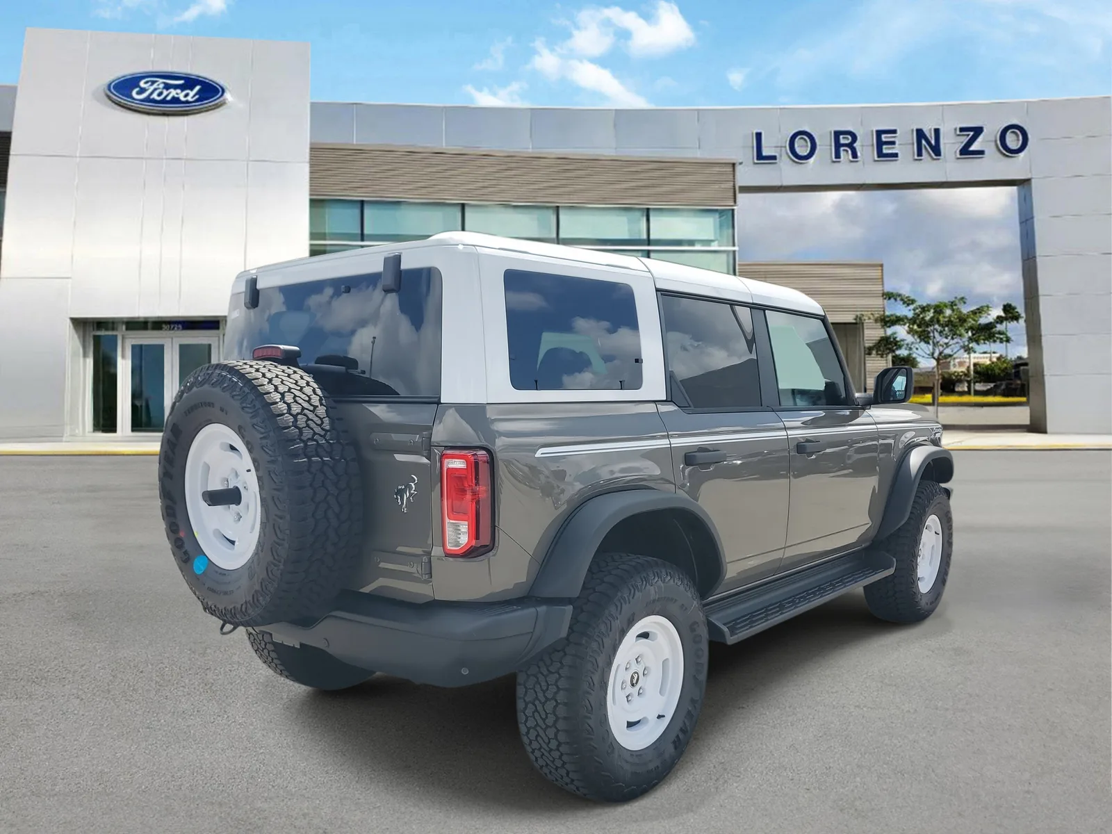 2026 Ford Bronco Heritage Edition photo 4