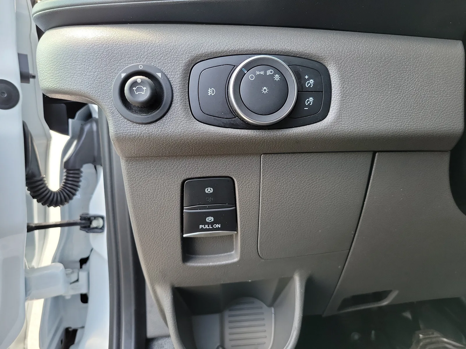 2025 Ford Transit Cargo Van Base photo 18