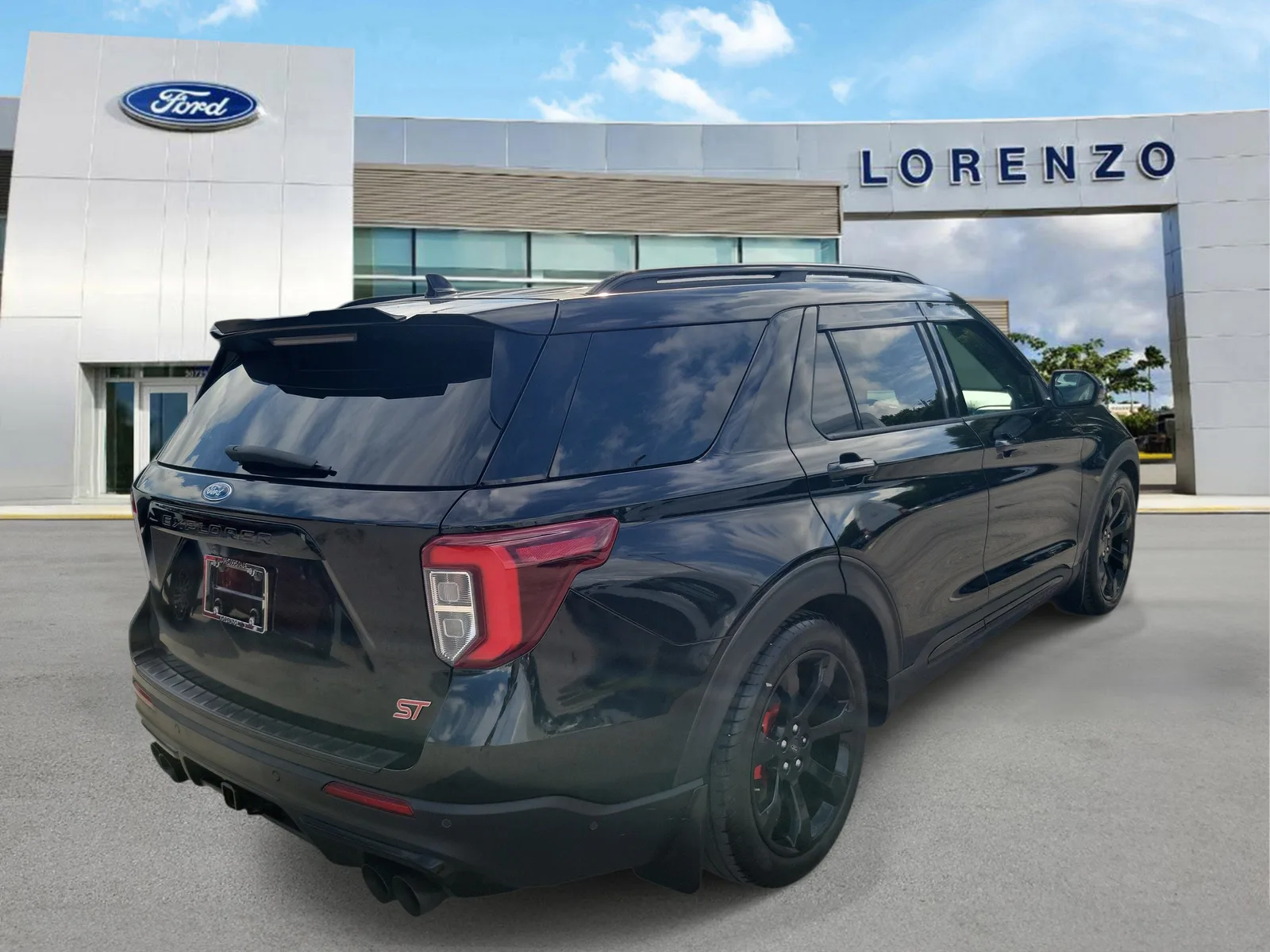 2020 Ford Explorer ST 4WD photo 5