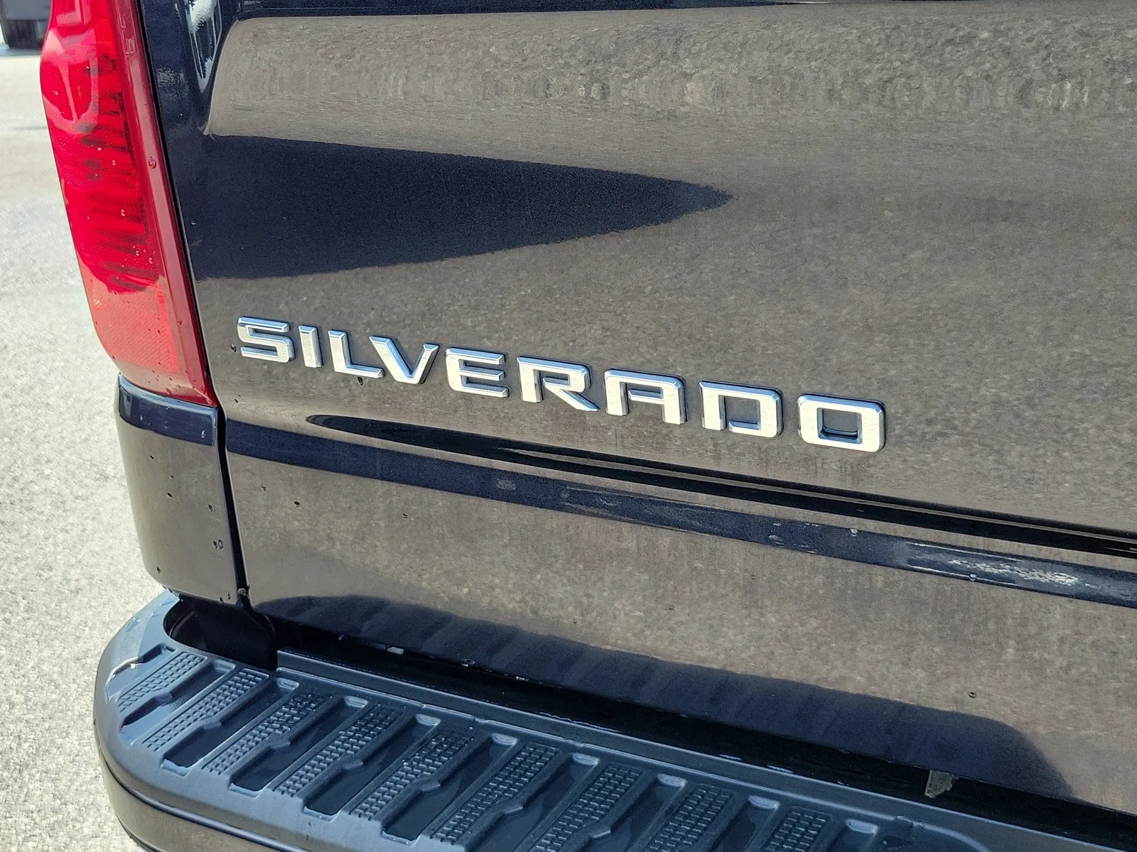 2023 Chevrolet Silverado 1500 Custom photo 29