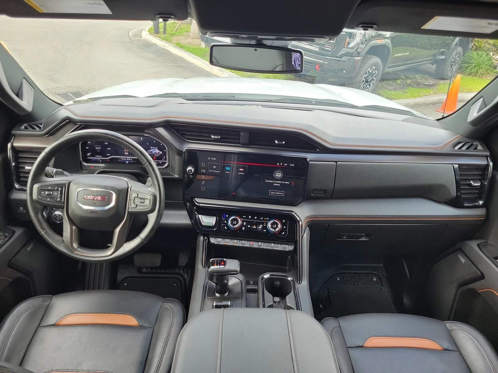 2025 GMC Sierra 1500 AT4 4WD photo 16