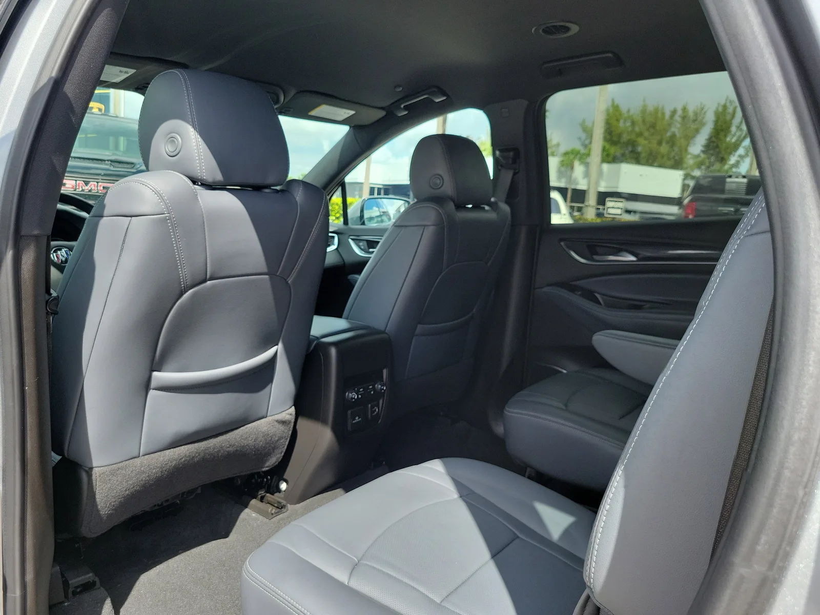2024 Buick Enclave Premium photo 15
