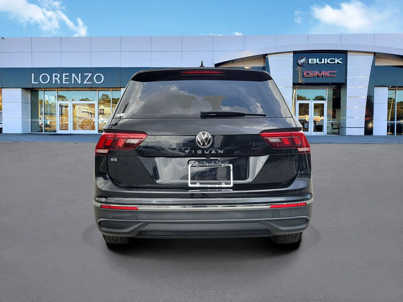 2022 Volkswagen Tiguan SE photo 5
