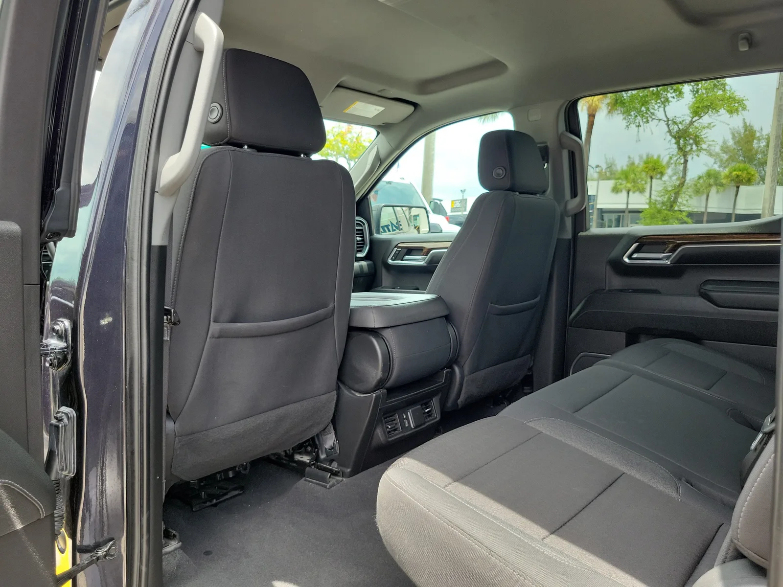 2023 GMC Sierra 1500 Elevation photo 13