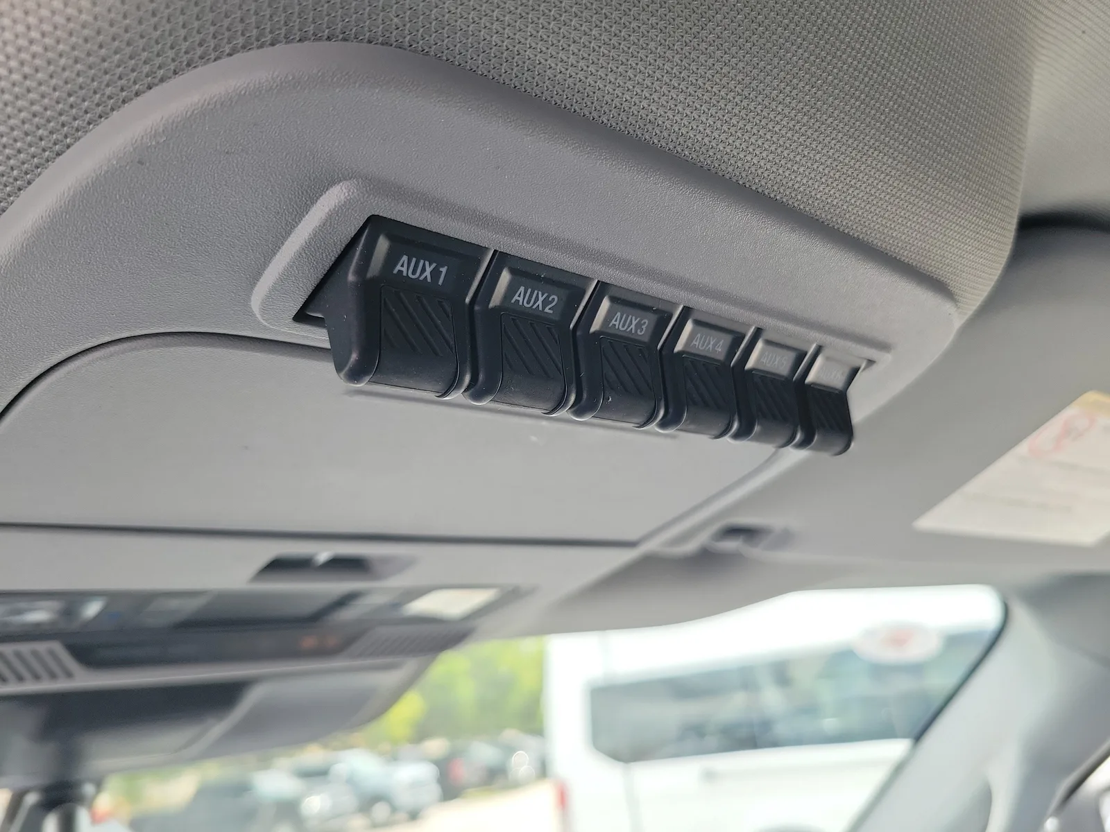 2023 Ford Super Duty F-250 SRW XL 4WD photo 25