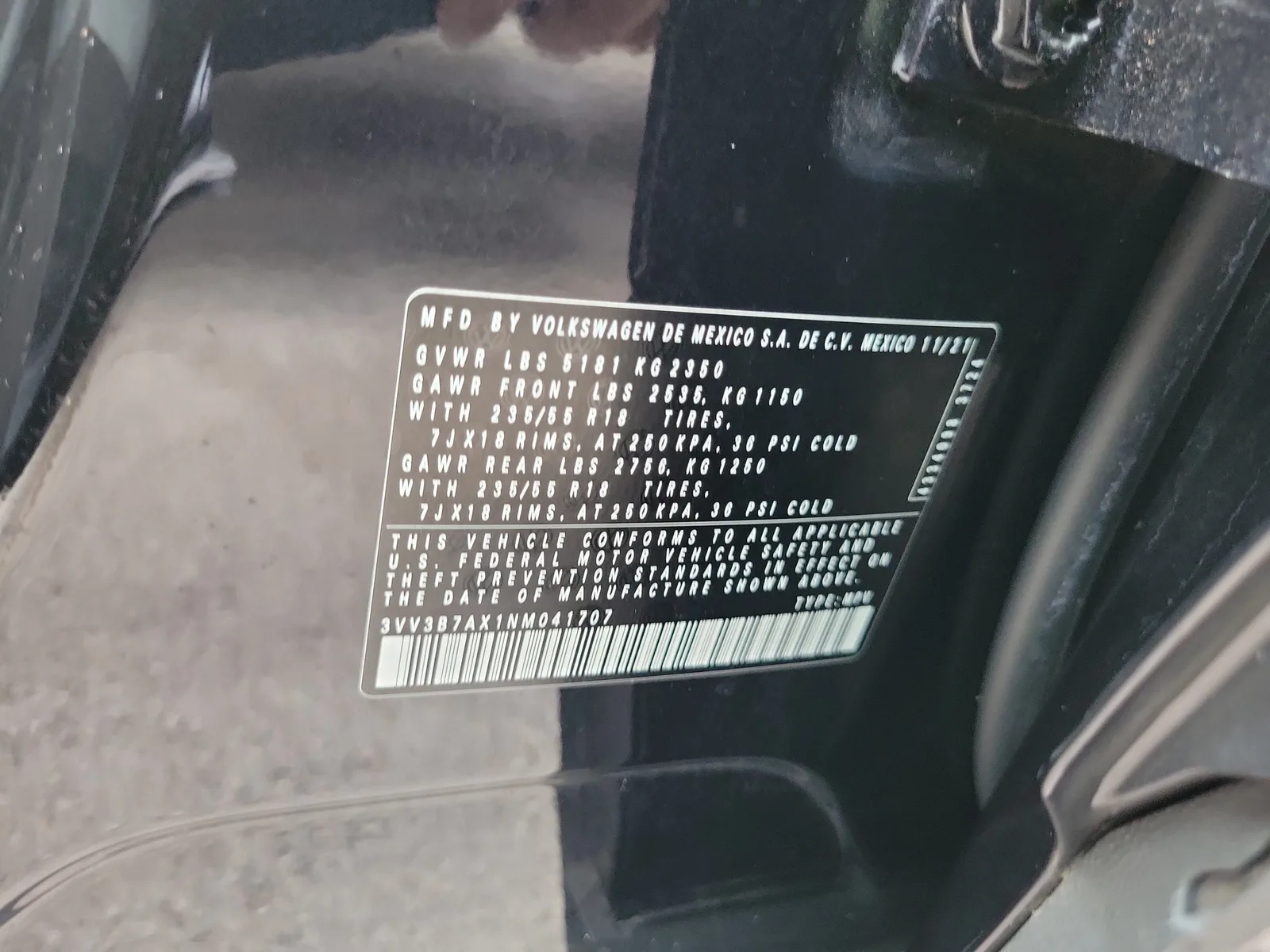 2022 Volkswagen Tiguan SE photo 30