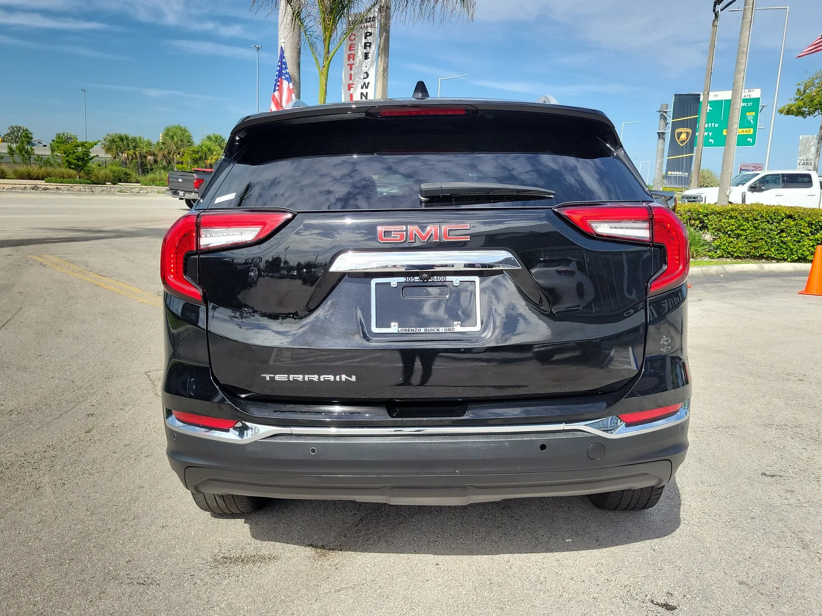 2023 GMC Terrain SLT photo 6