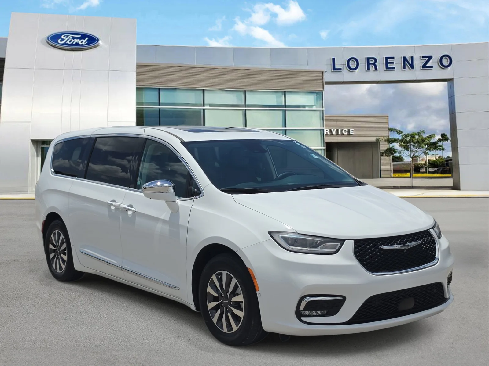 2022 Chrysler Pacifica Hybrid Limited photo 3
