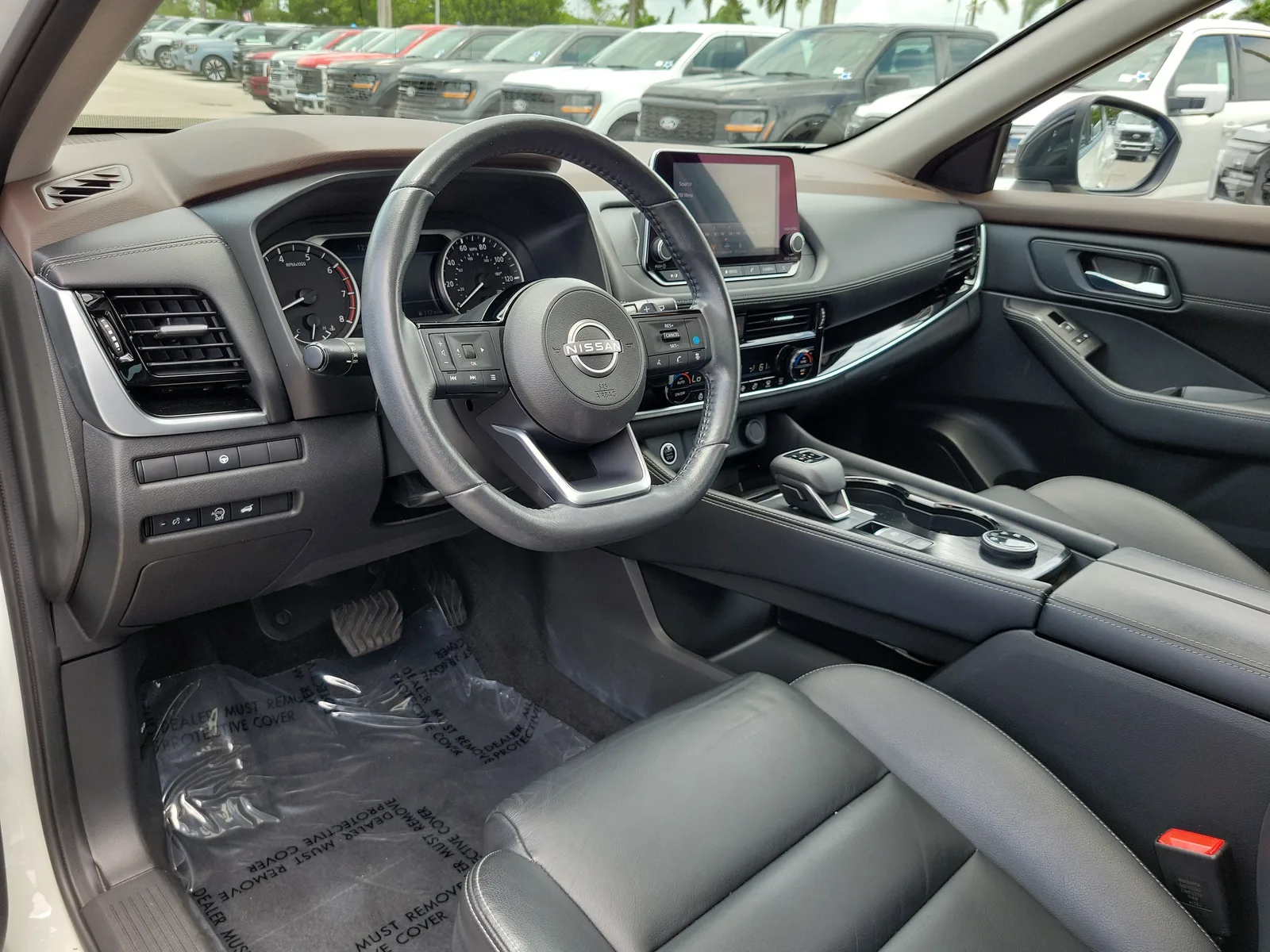 2023 Nissan Rogue SL 4WD photo 13