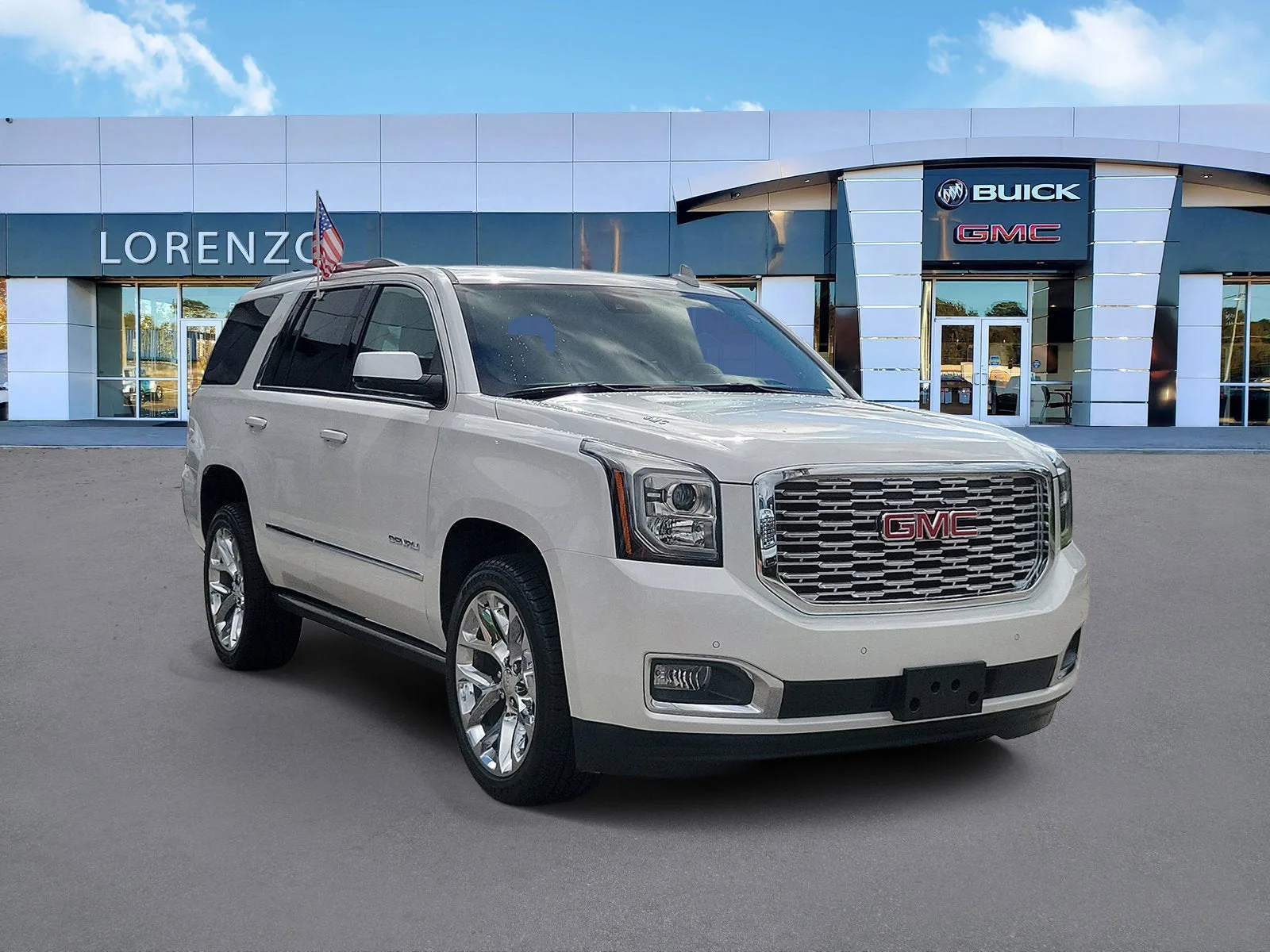 2020 GMC Yukon Denali photo 3