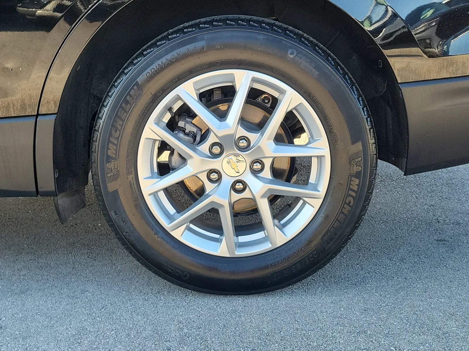 2024 Chevrolet Equinox LS photo 31
