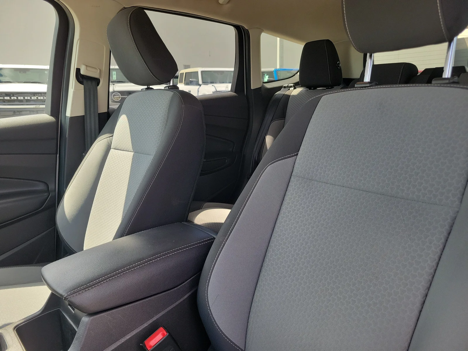 2019 Ford Escape SE photo 21