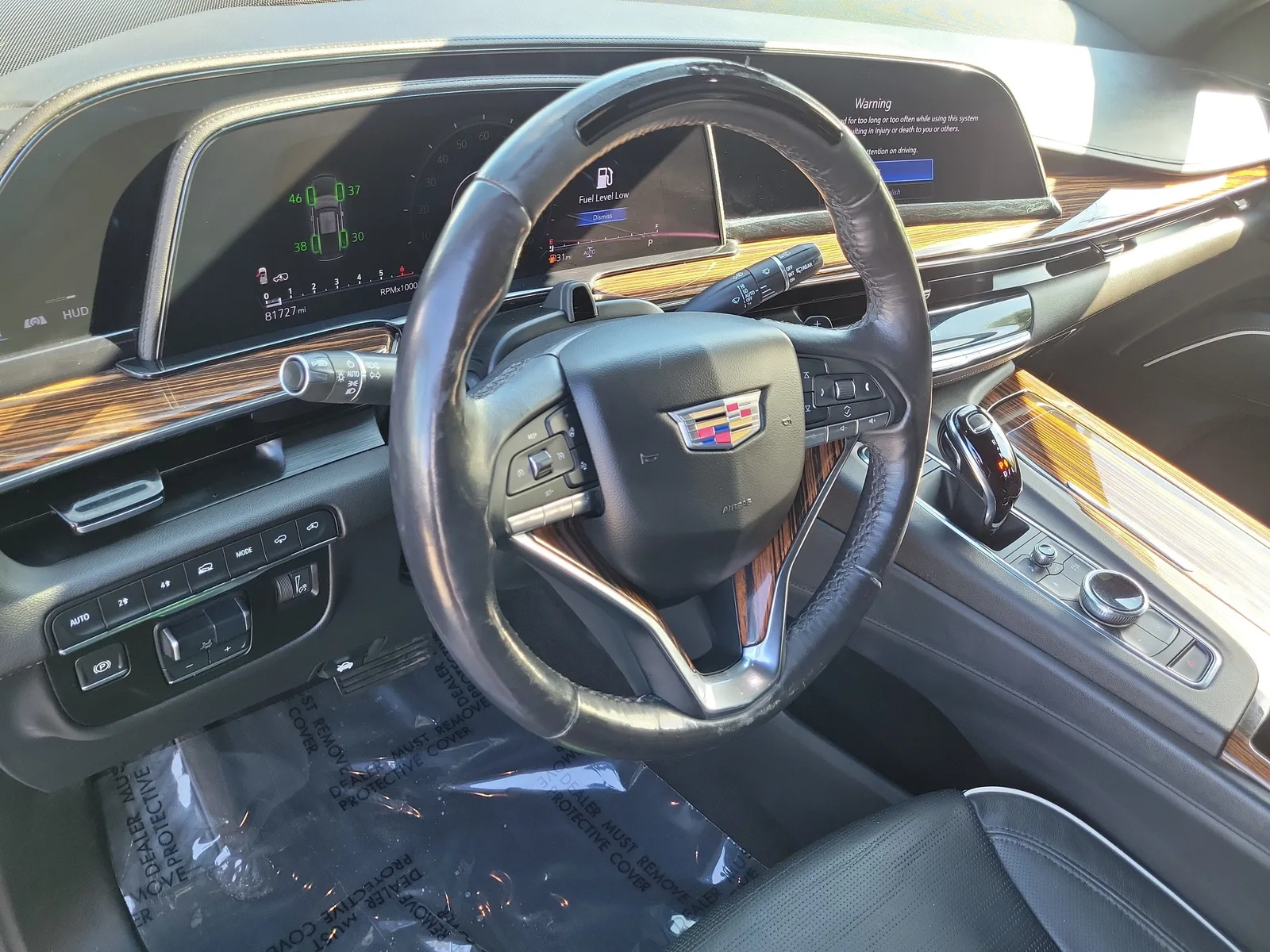 2023 Cadillac Escalade ESV 4WD Premium Luxury photo 9