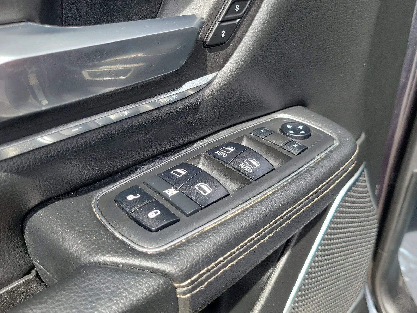 2019 RAM 1500 Laramie photo 23