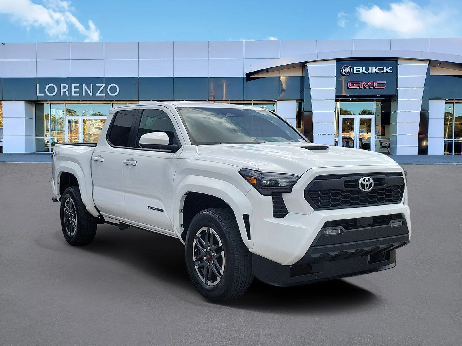 2024 Toyota Tacoma 2WD SR5 photo 3
