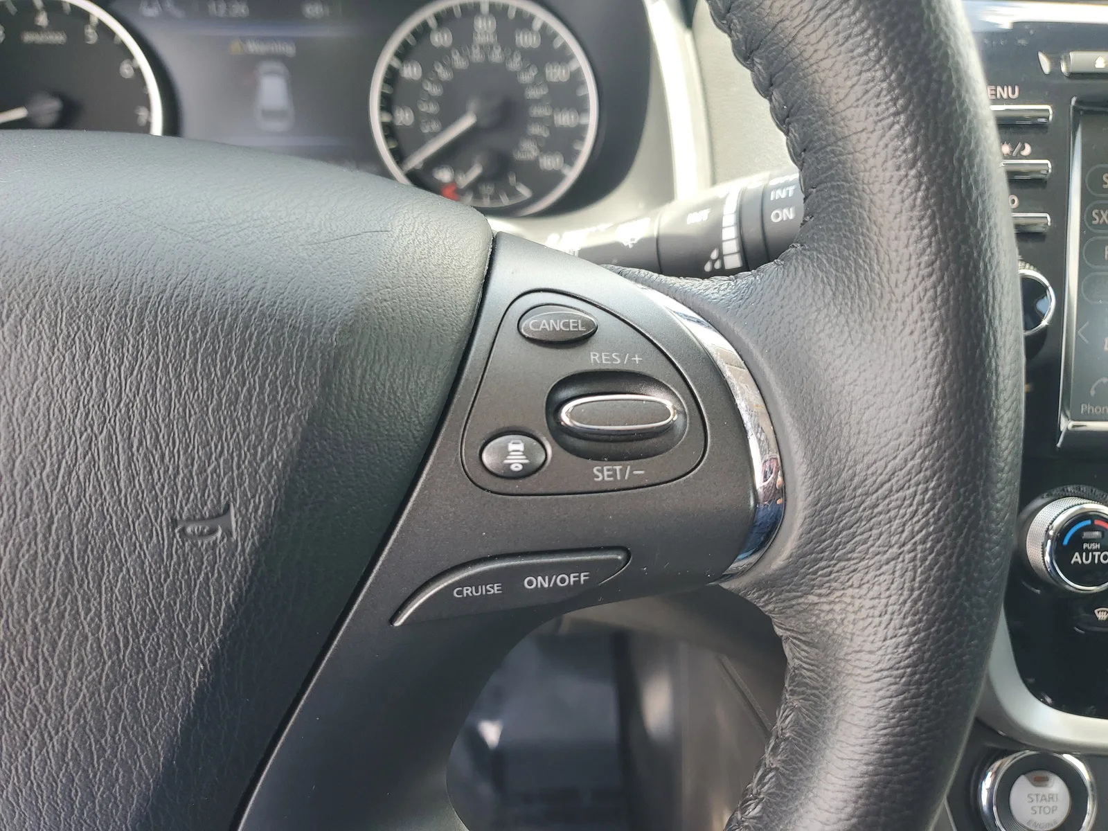 2024 Nissan Murano SV photo 21