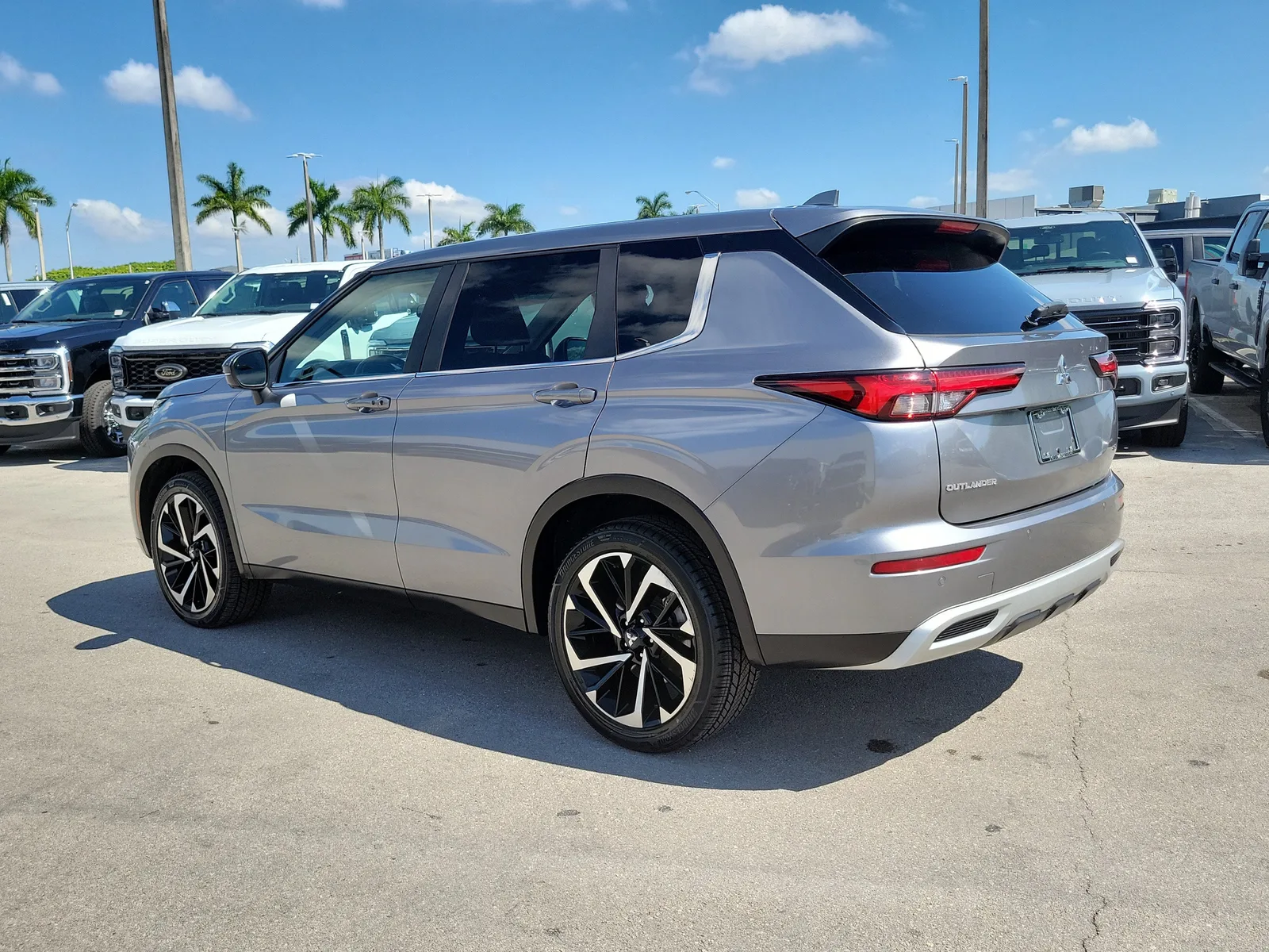 2022 Mitsubishi Outlander SE 4WD photo 7