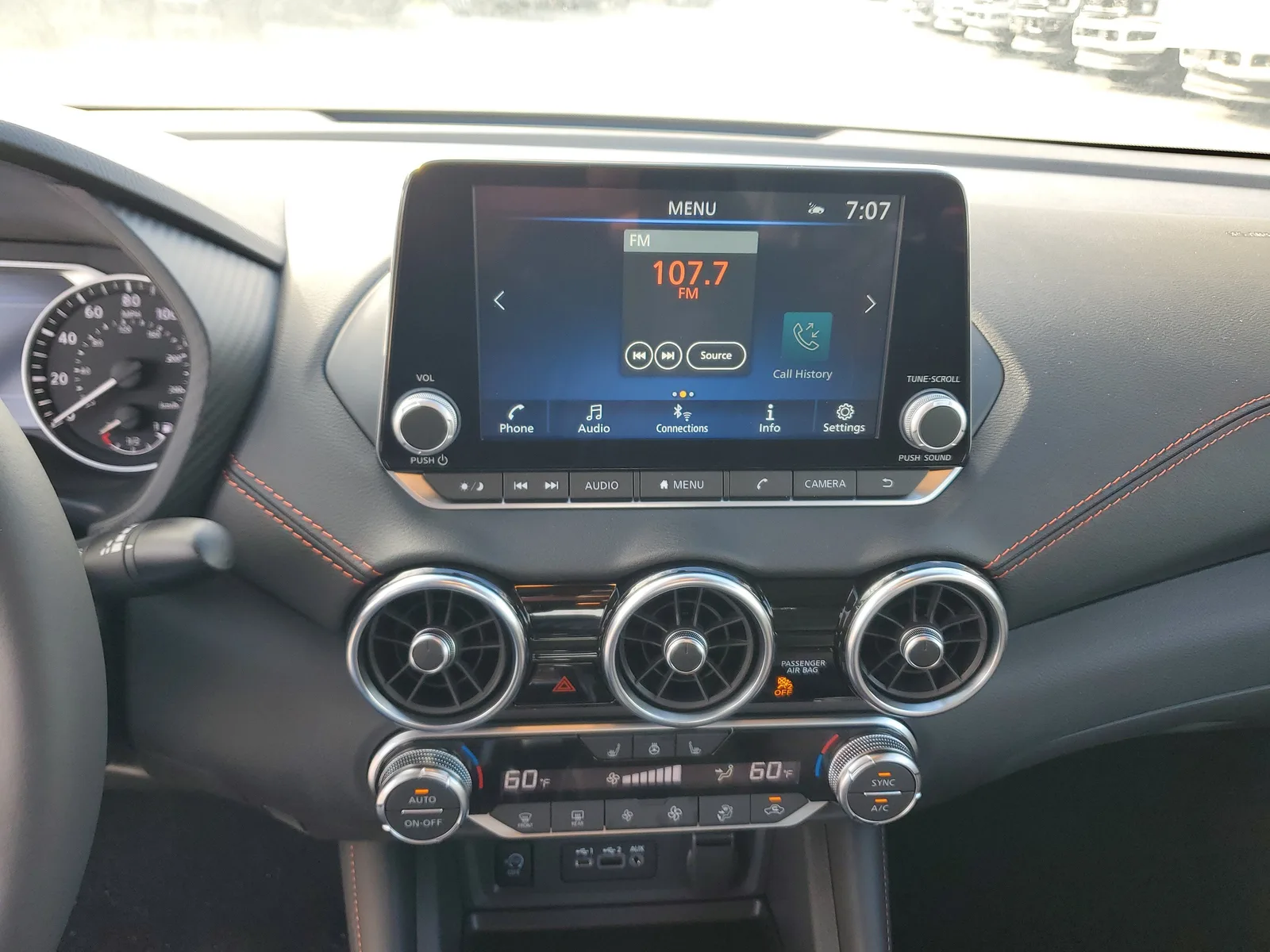 2025 Nissan Sentra SR photo 21