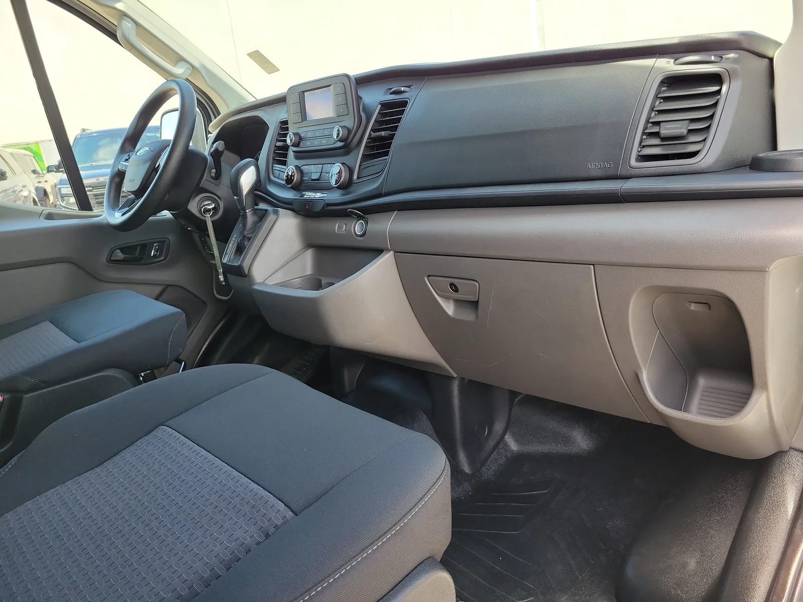2025 Ford Transit Cargo Van Base photo 18