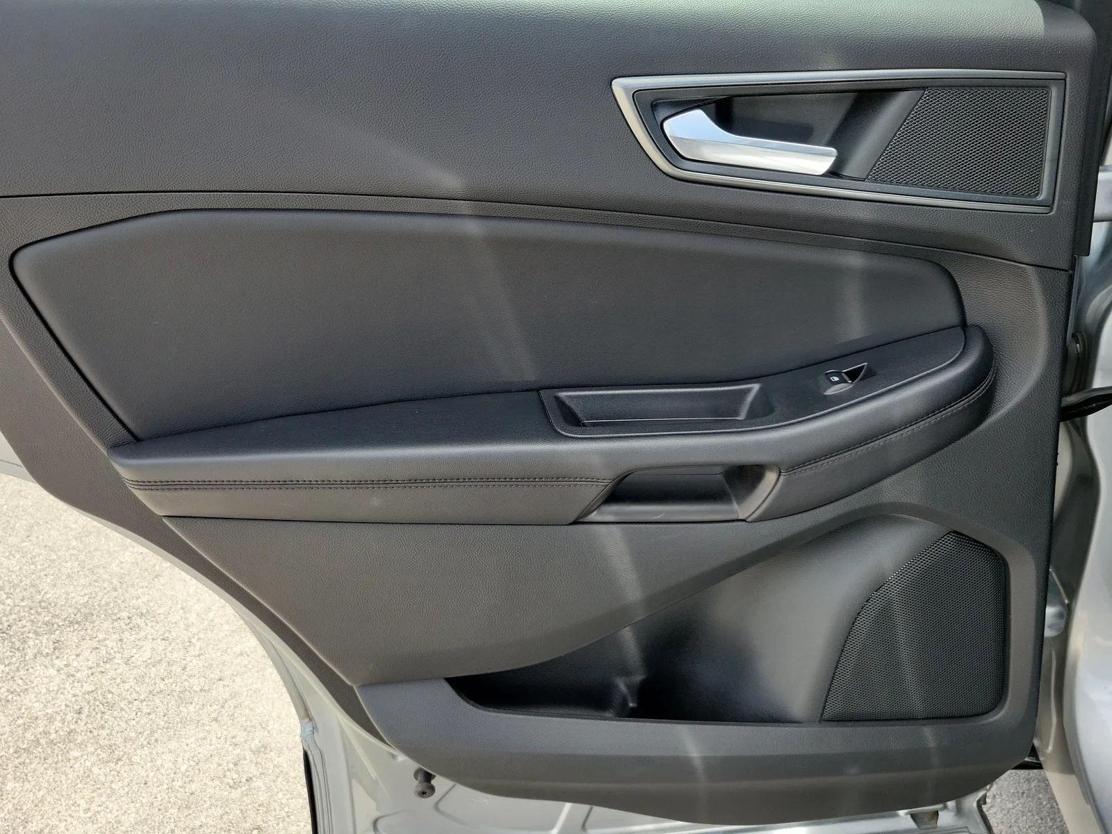 2022 Ford Edge SE 4WD photo 29